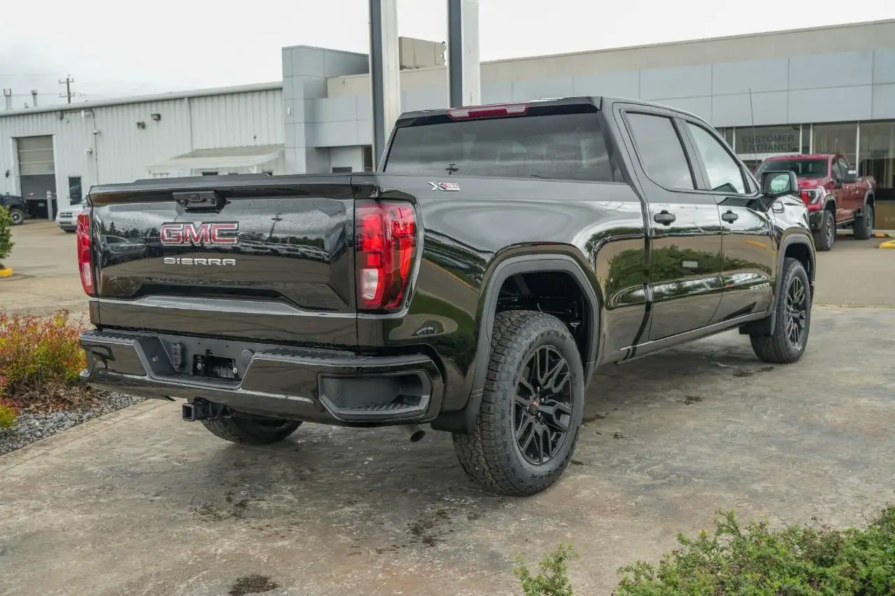 GMC Sierra 1500 снимка GMC Sierra 1500