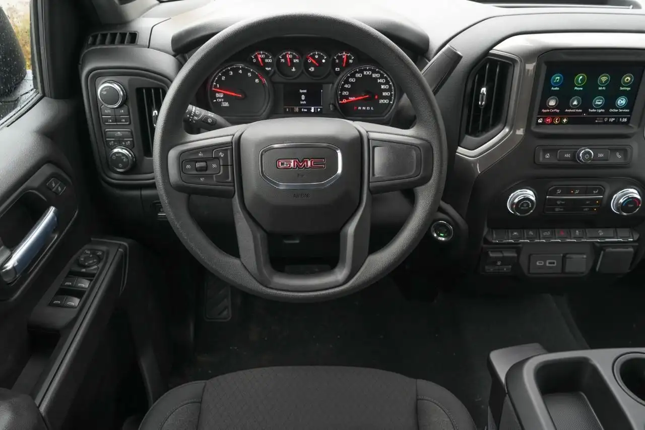 GMC Sierra 1500 снимка GMC Sierra 1500