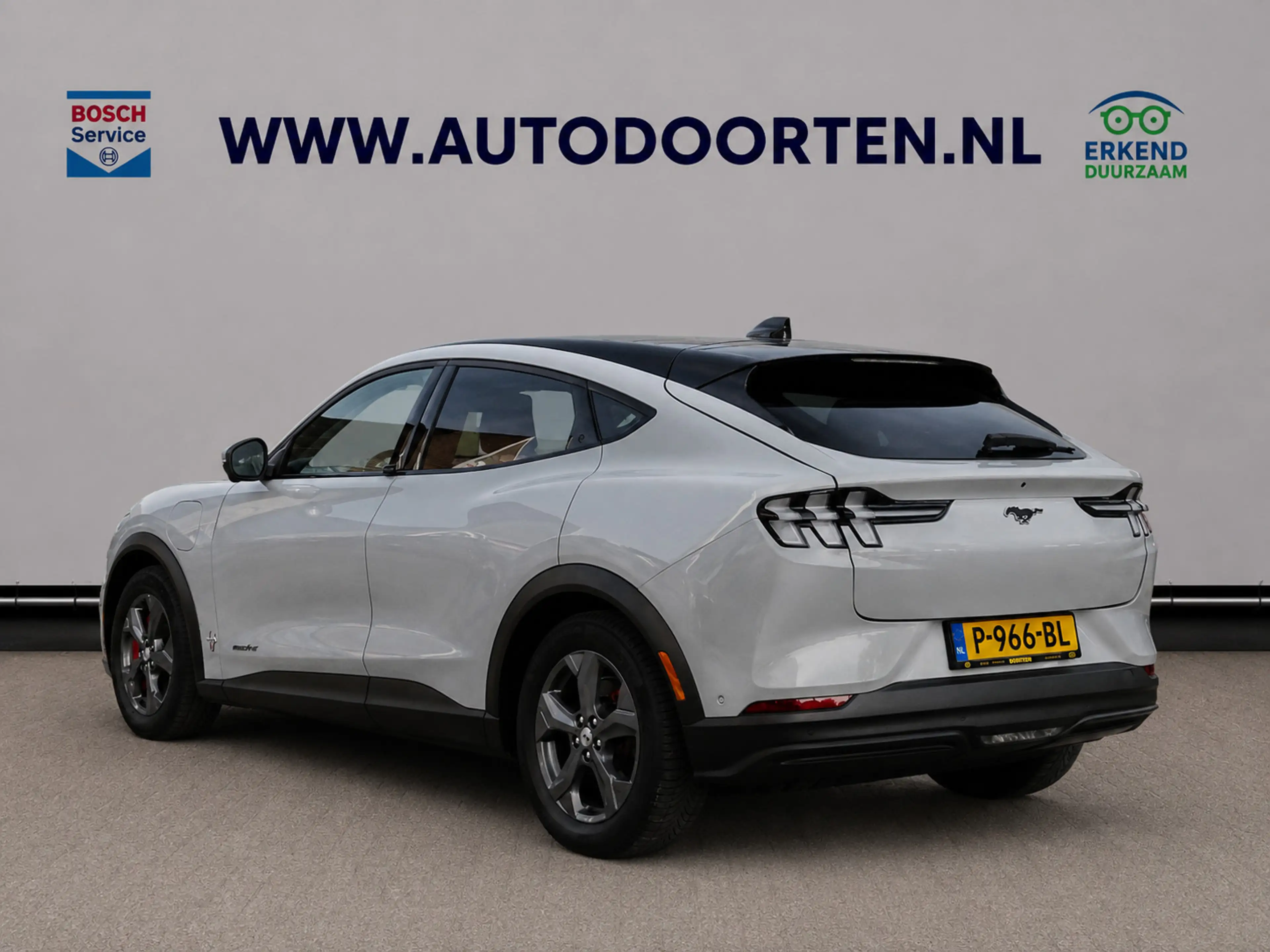 Ford Mustang Mach-E RWD 75 kWh|Pano|Leder|Adaptive|360 Cam|B&O — photo 3