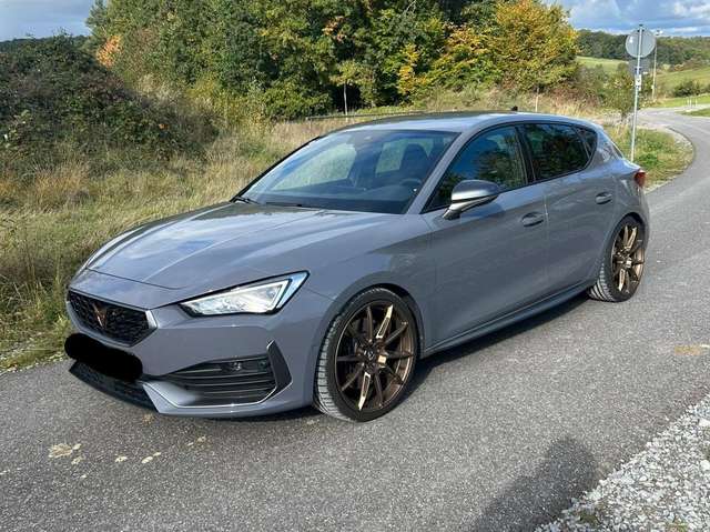 Imagine CUPRA Leon Leon Sportstourer 2.0 TSI DSG VZ CUP
