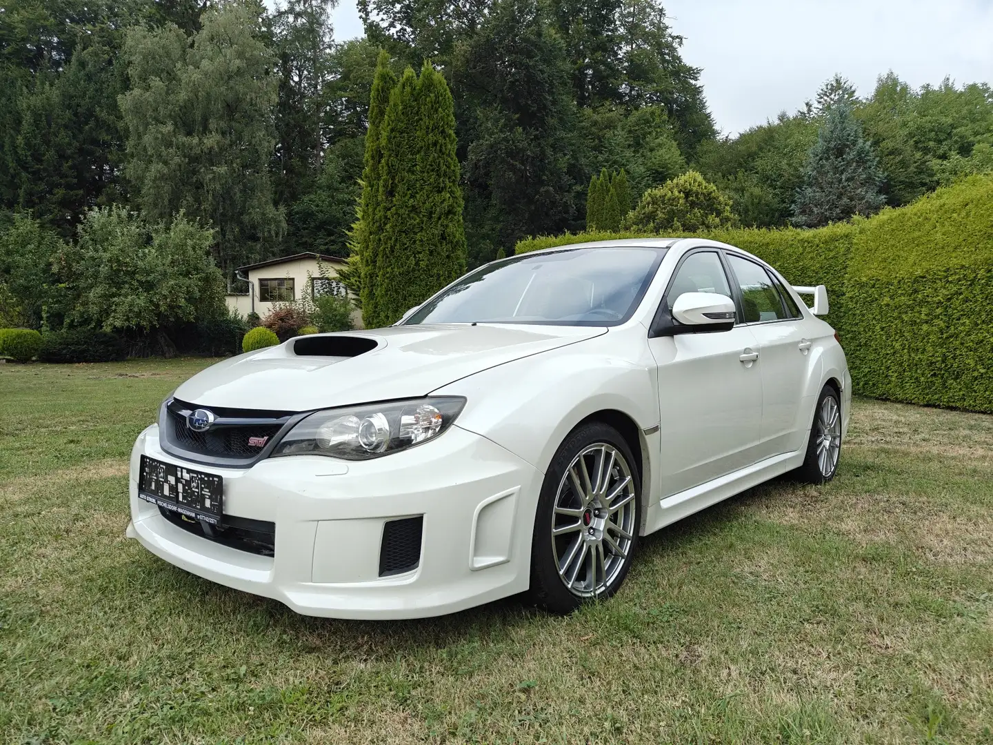 Subaru Impreza WRX STI Limousine Weiß - 1