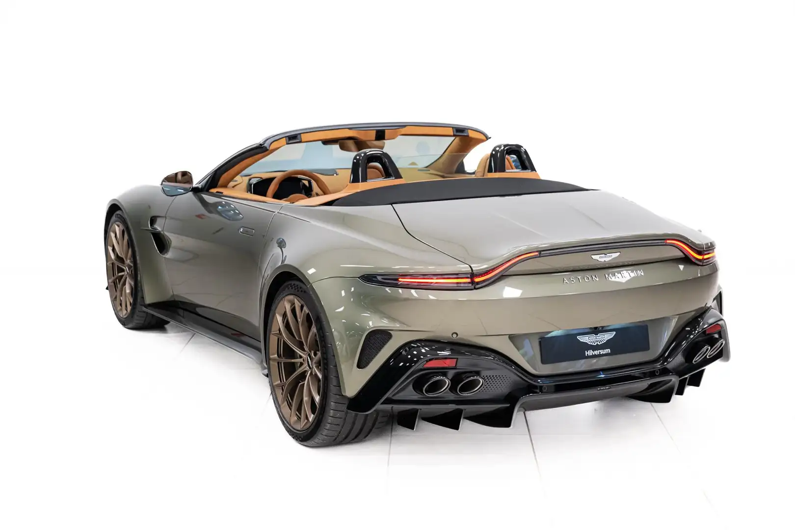 Aston Martin Vantage Roadster 25MY Groen - 2