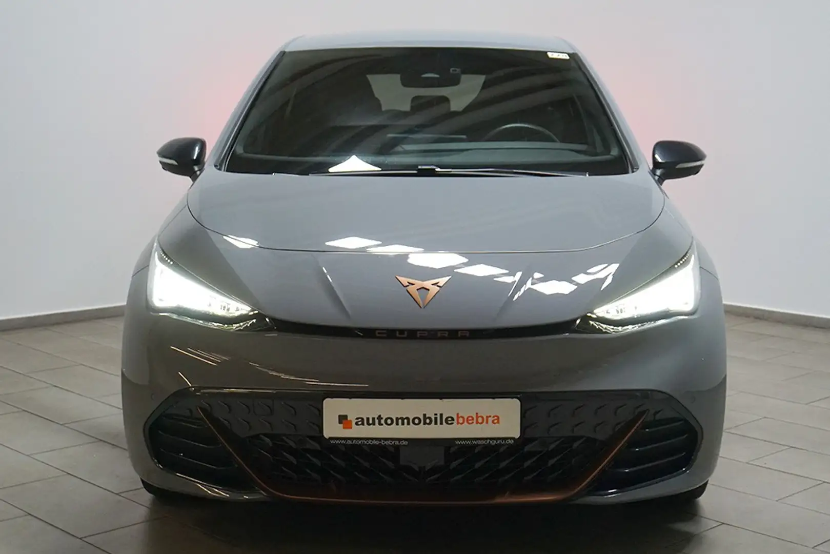 CUPRA Born e-Boost 170KW 62kWh 360°Kamera Virtual 19 Gris - 2