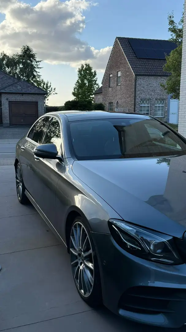 Mercedes-Benz E 220 PACK AMG FULL OPTION Gris - 2