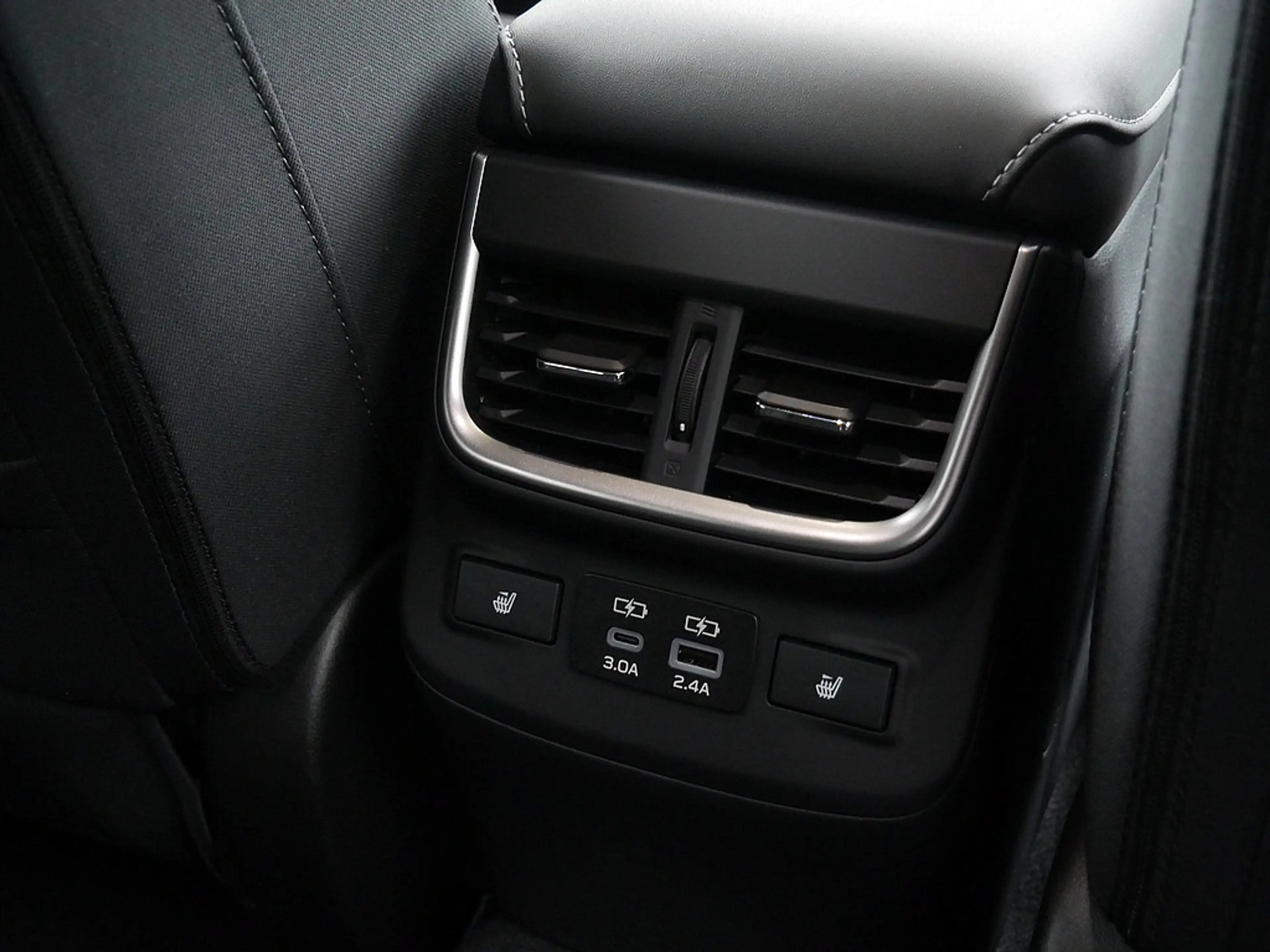 Subaru OUTBACK 2.5i Active — photo 12