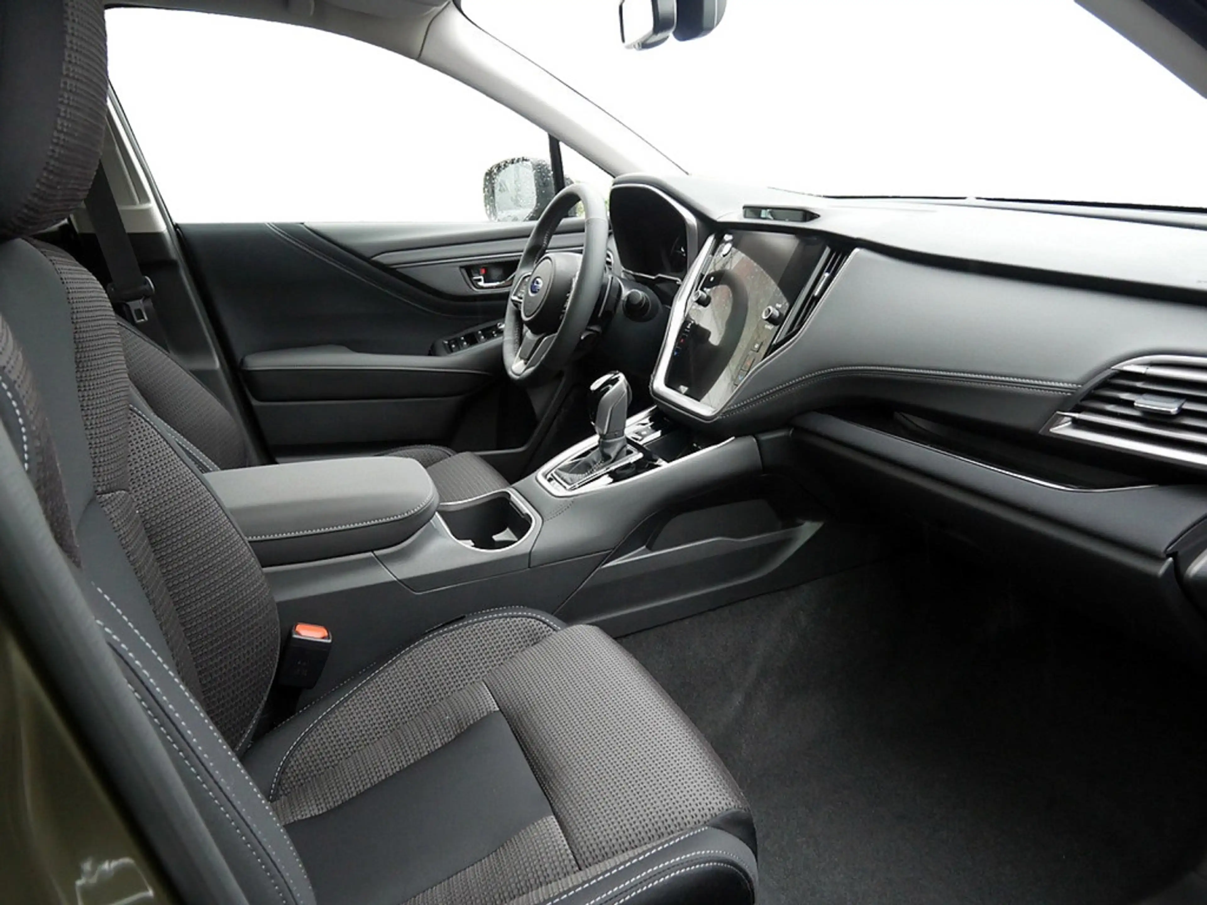 Subaru OUTBACK 2.5i Active — photo 8