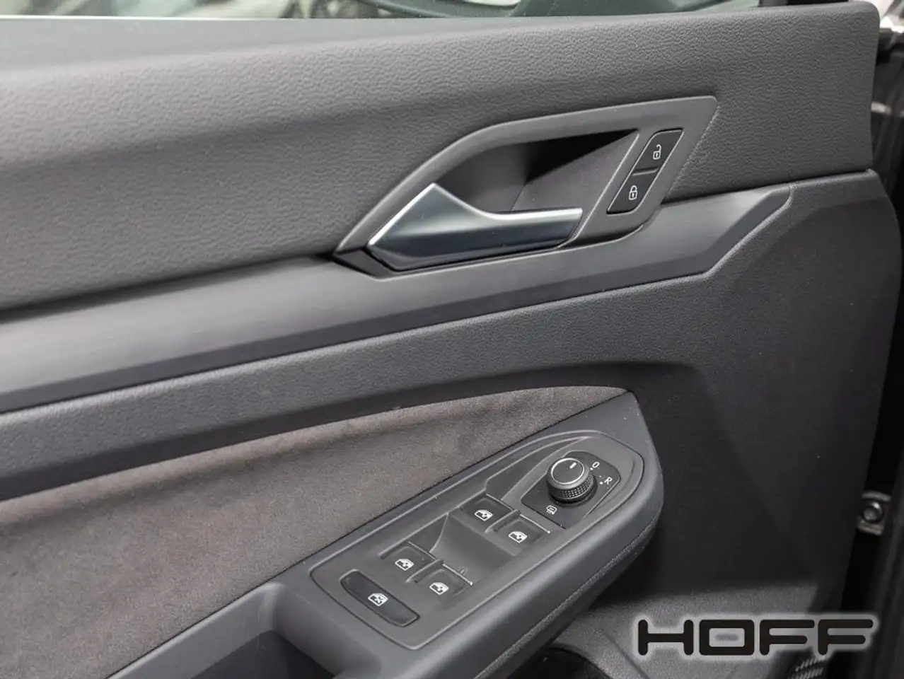 Volkswagen Golf VIII 2.0 TSI DSG Style 4Motion LED Kamera AHK Navi, миниатюра 5