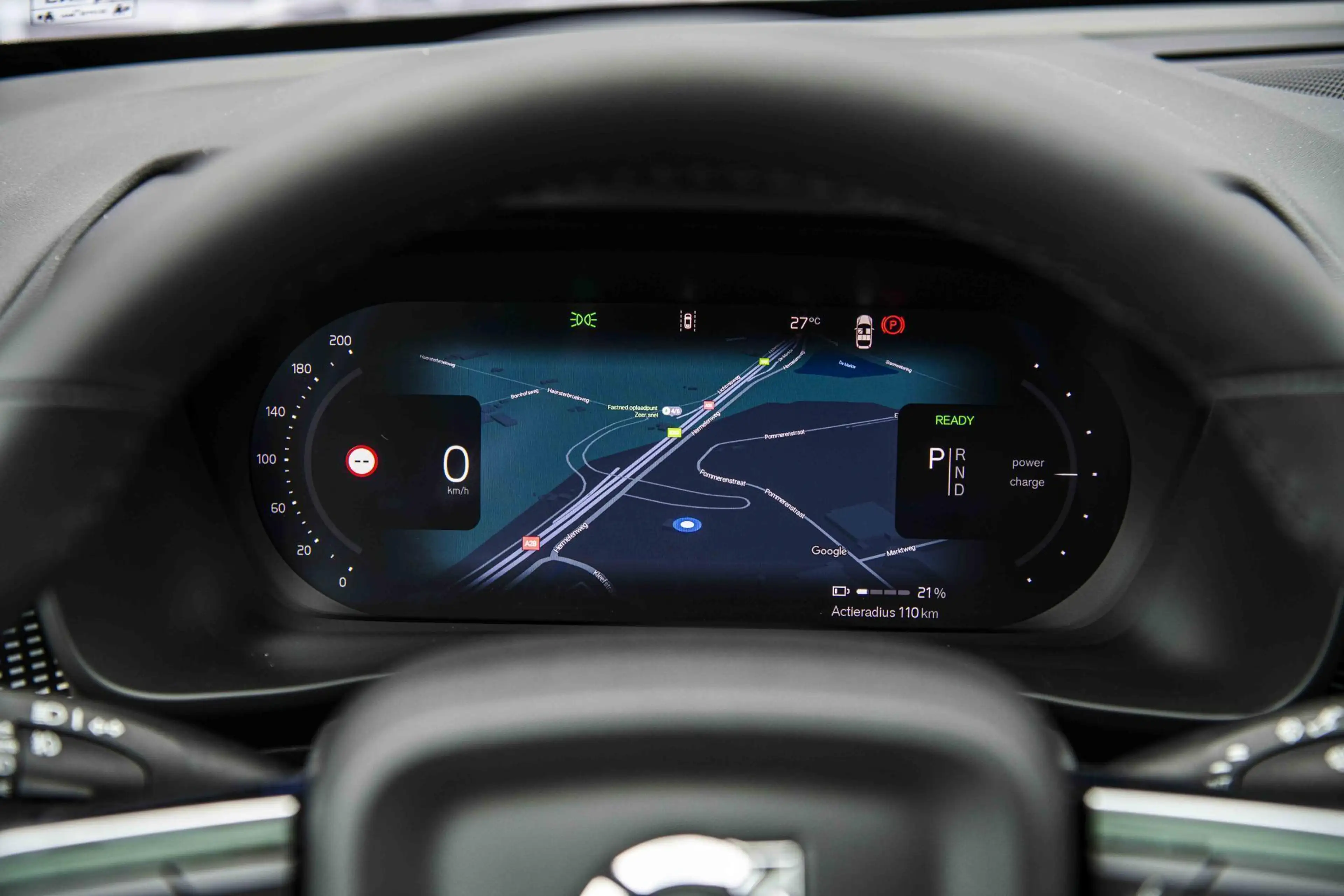Volvo EX40 Single Motor Ext. Range Ultra Black Edition | Euro — photo 14