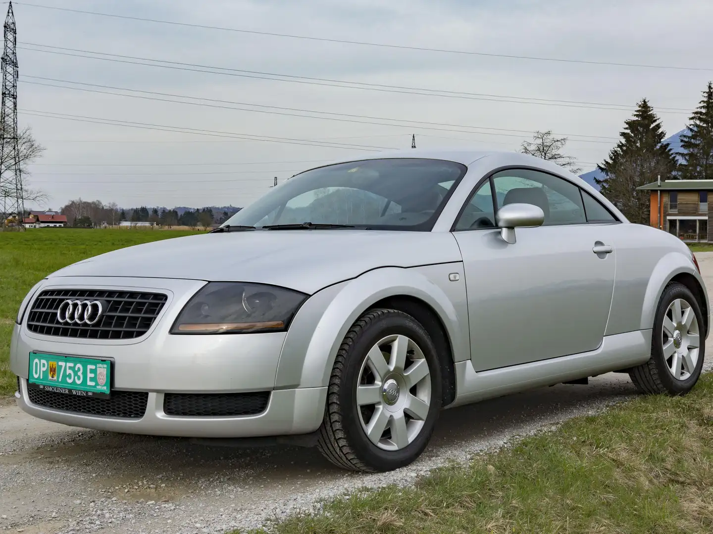 Audi TT TT Coupé 1,8 T Silber - 1