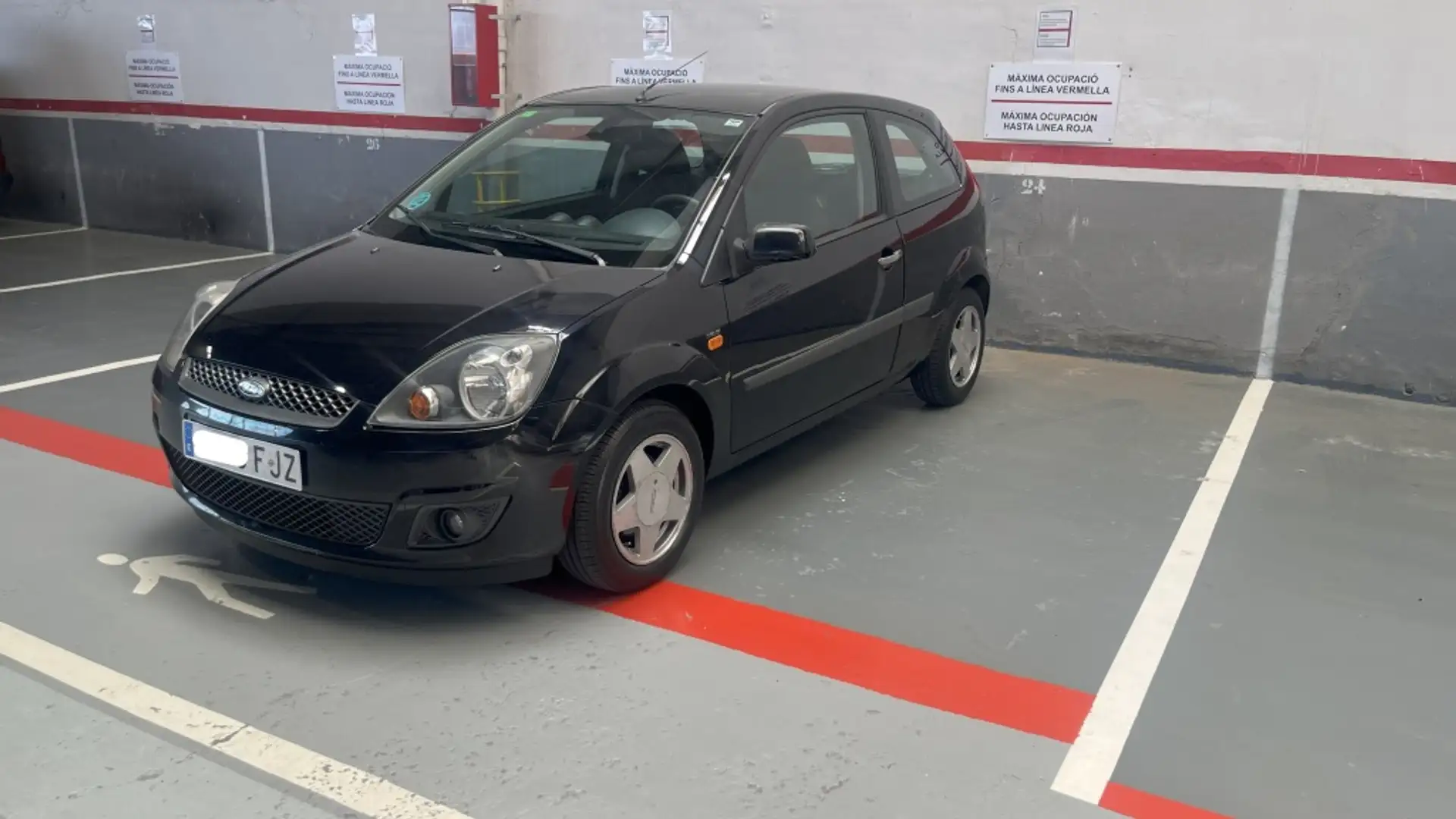 Ford Fiesta 1.3 Newport Negro - 2