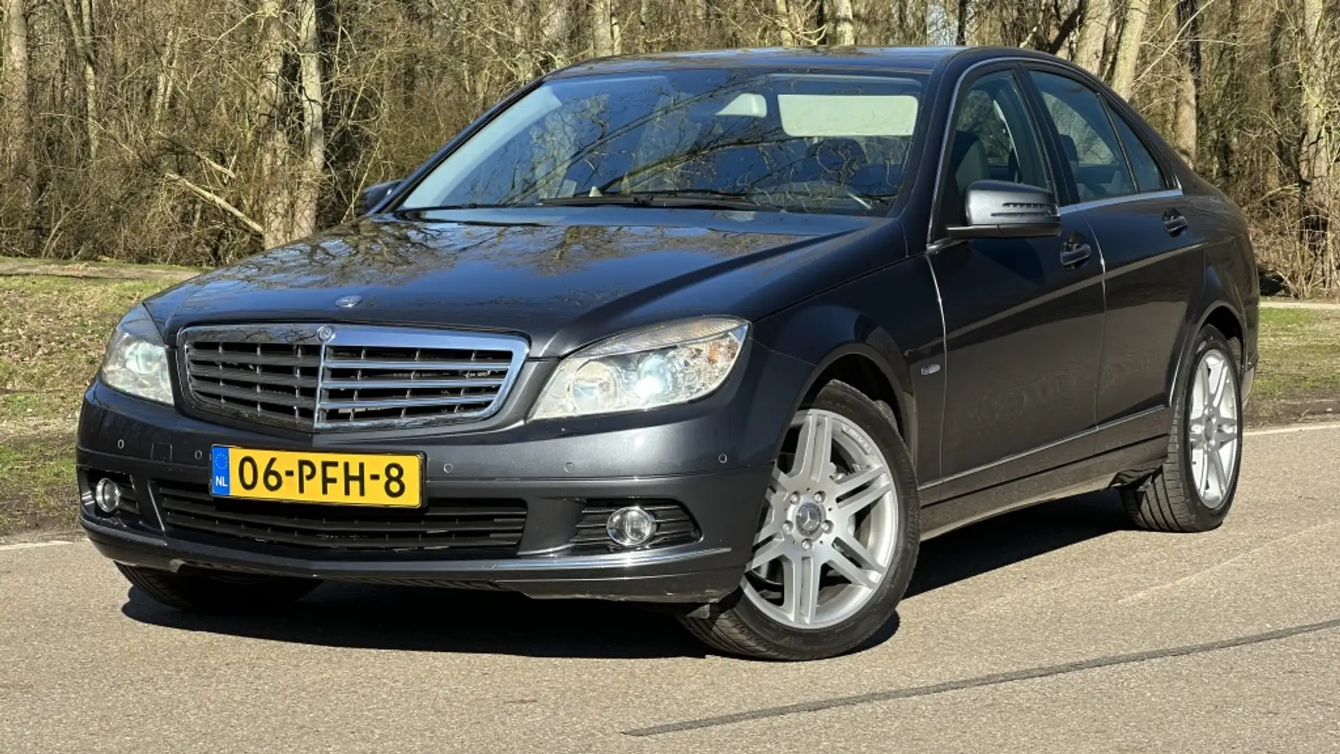 Mercedes-Benz C 180 CGI - Elegance - 2011 - NAP Grau - 1