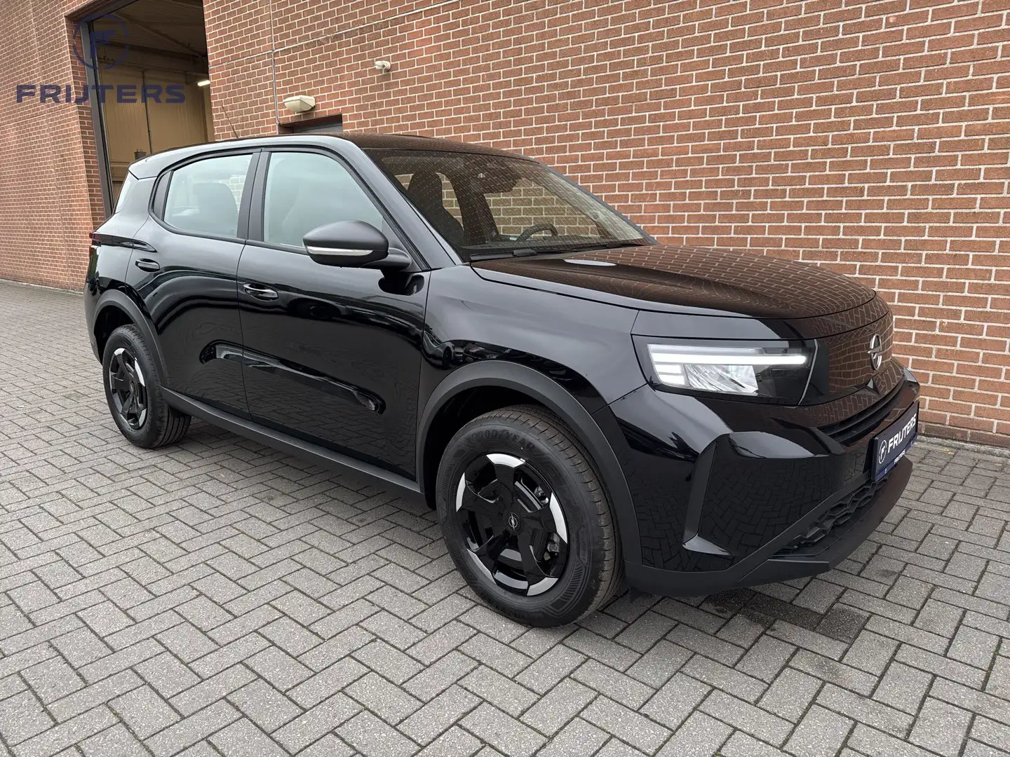 Opel Frontera 1.2 Turbo Hybrid Edition eDCT6 Schwarz - 2