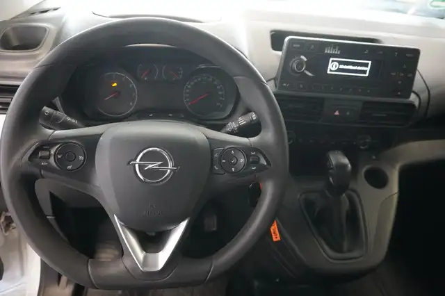 Opel Combo view 11