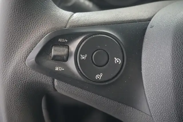 Opel Combo view 12