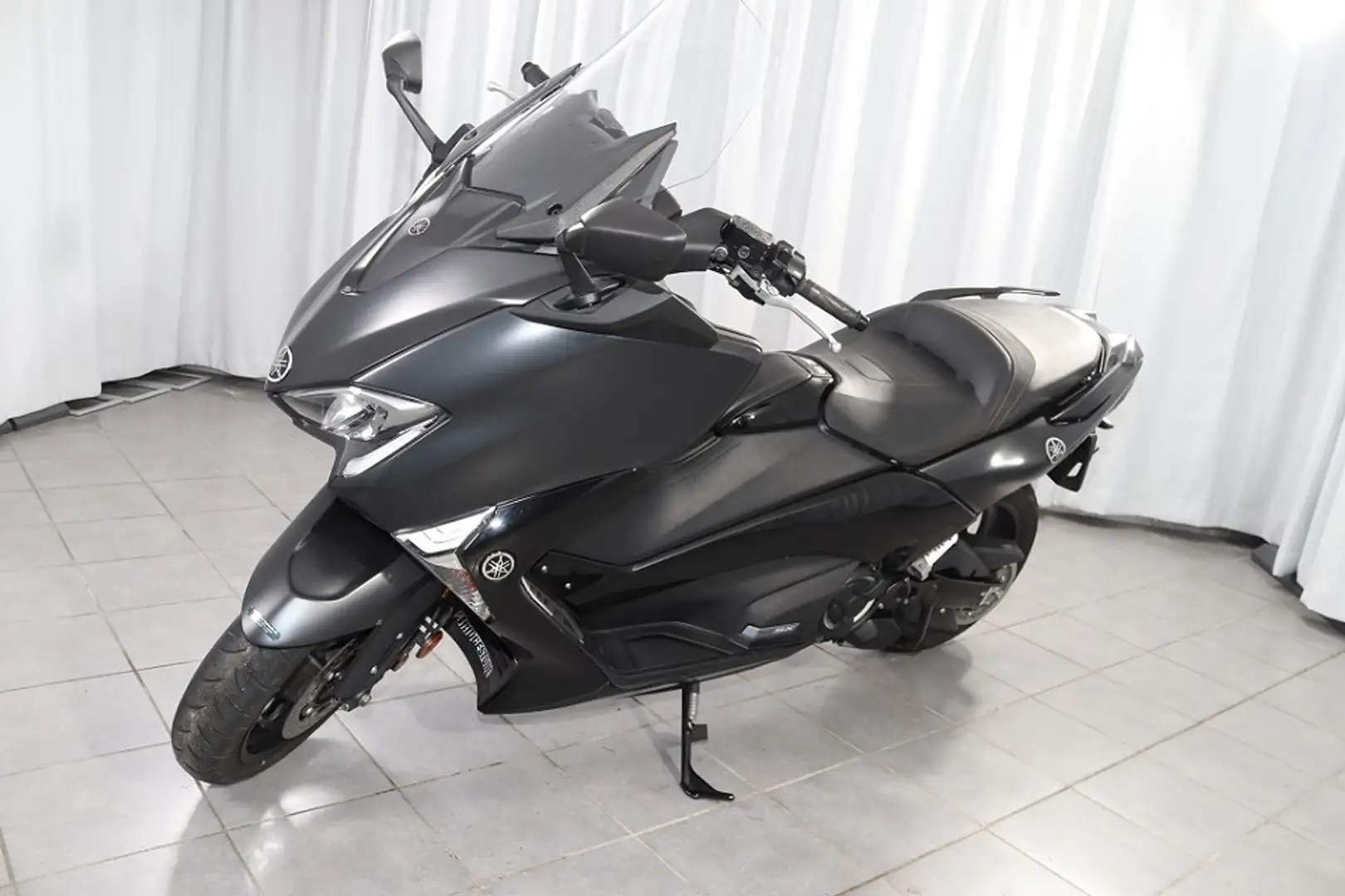 Yamaha TMAX 530 SX ABS Czarny - 1