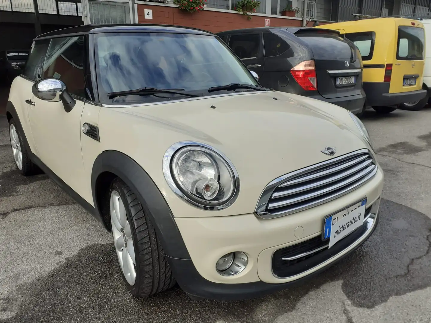 MINI Cooper Mini 1.6 Cooper 122cv FL Garanzia Beige - 1