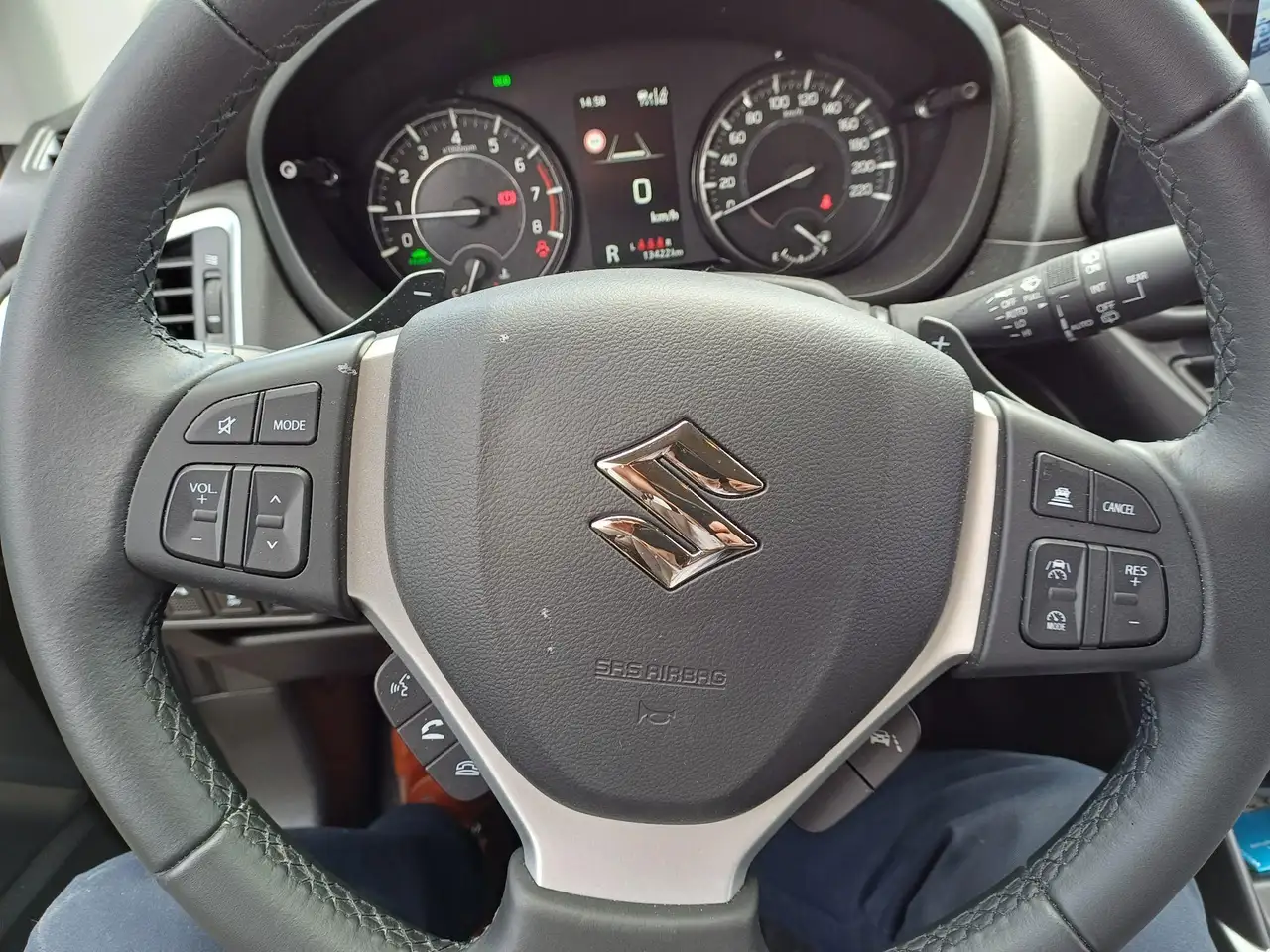 Suzuki S-Cross 2025