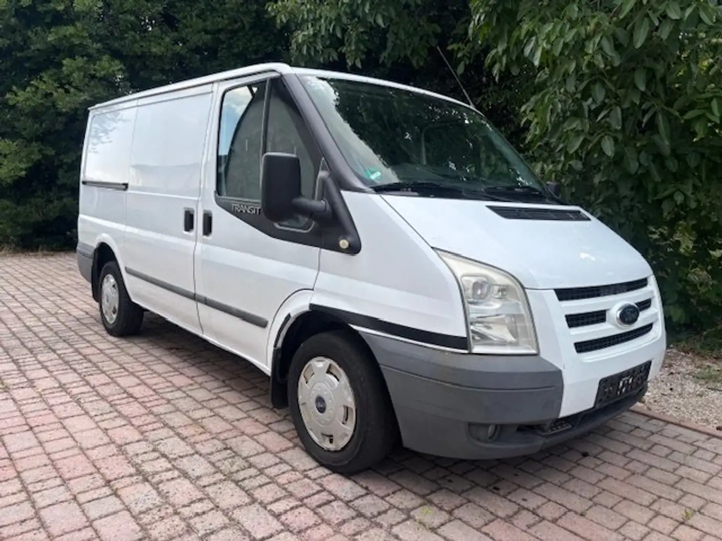 Ford Transit CUSTON 2.2 FURGONE 85 CV Blanco - 1