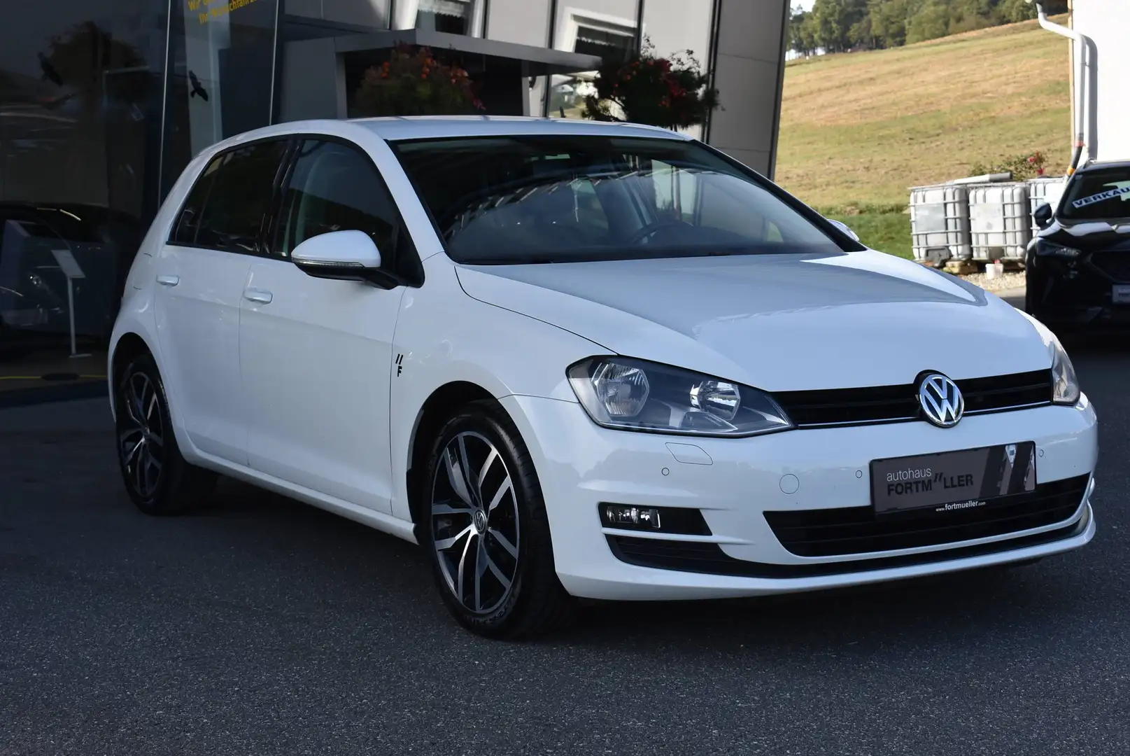 Volkswagen Golf 1,2 Comfortline BMT Weiß - 2