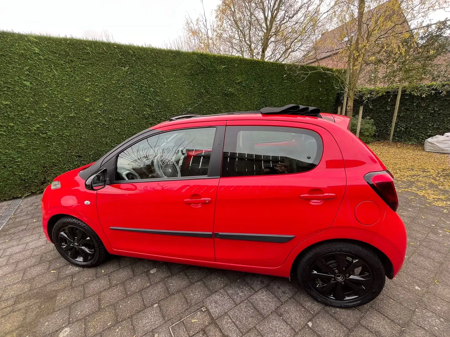 Citroen C1 C1 Airscape VTi 68 Feel Edition Rood - 2