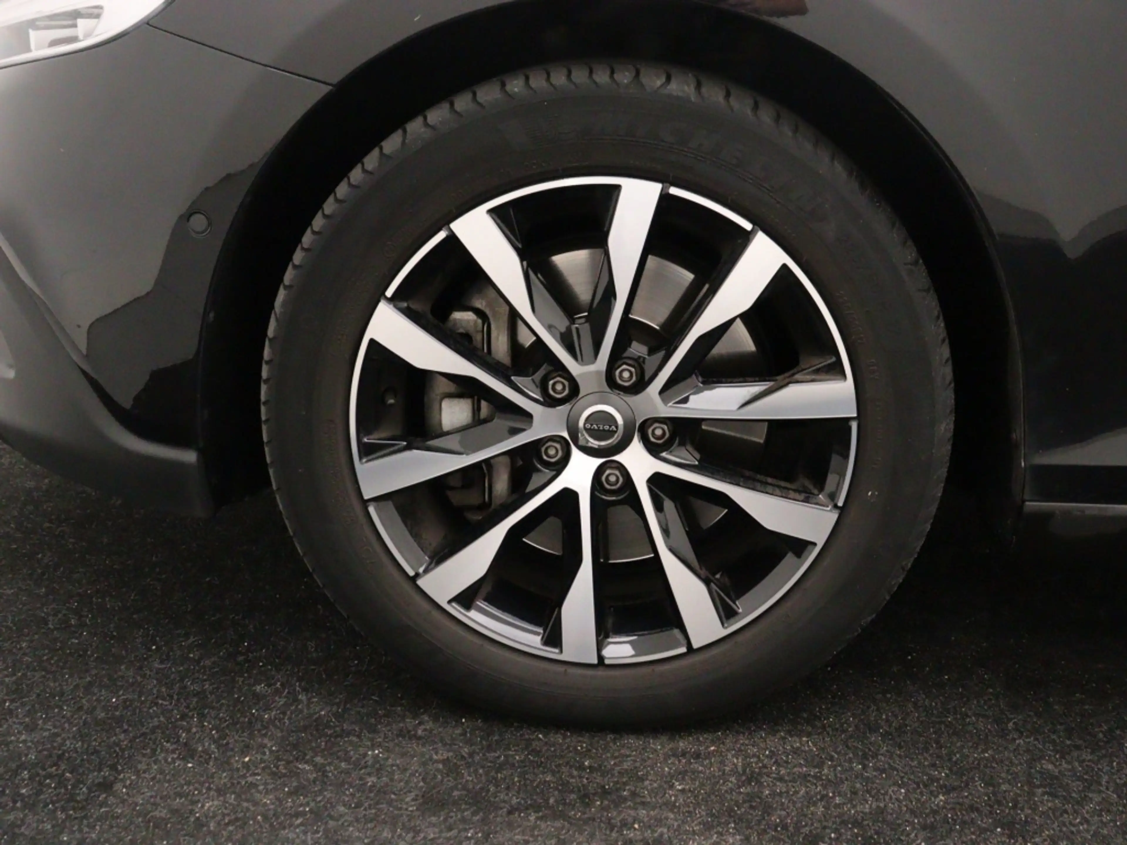 Volvo V40 Cross Country T3 GT POLAR+ LUXURY — photo 8