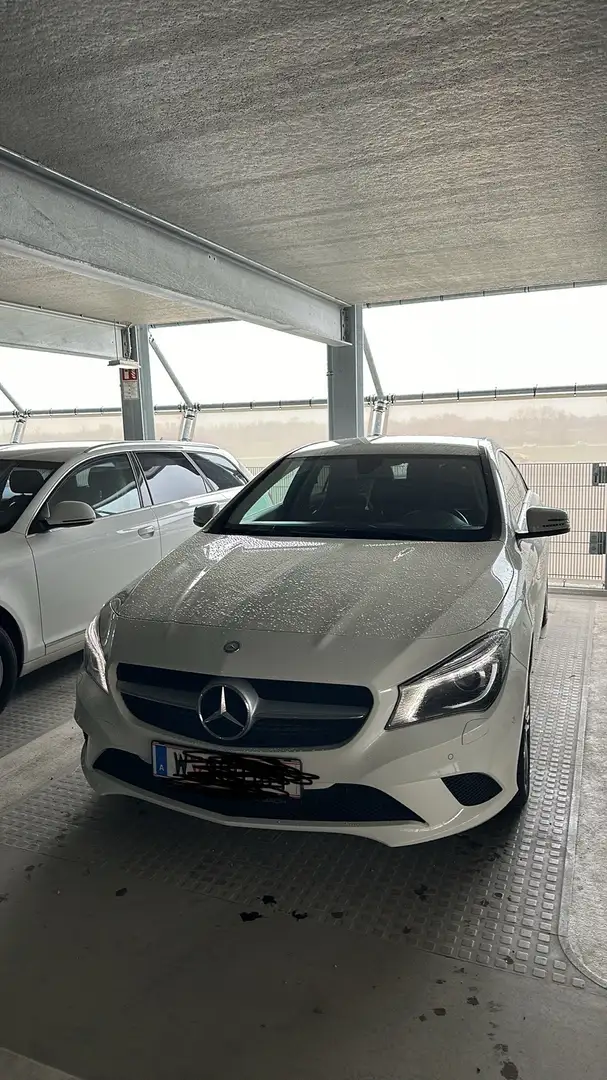 Mercedes-Benz CLA 180 d Aut. Urban Style Blanc - 1