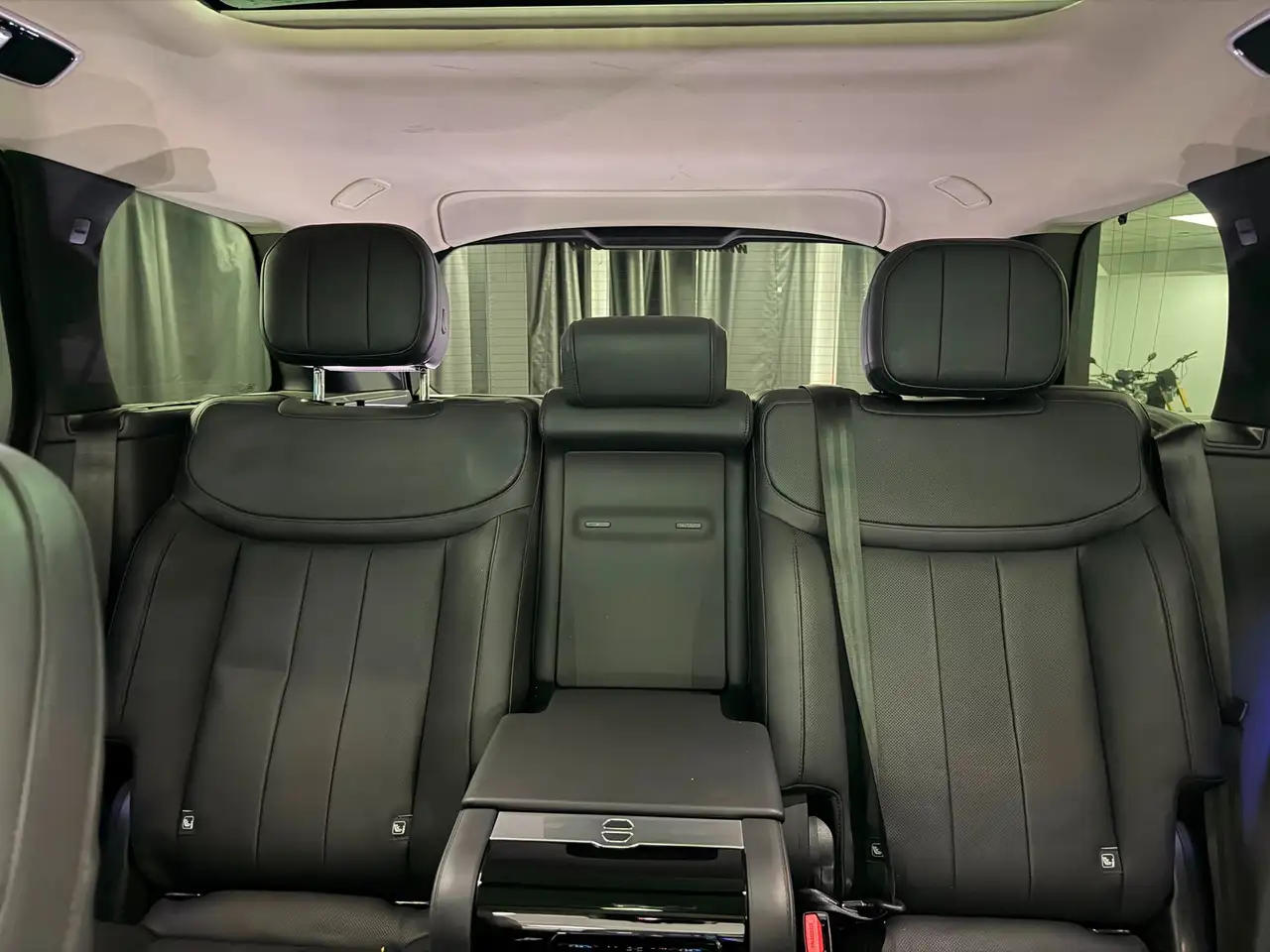 Land Rover Range Rover снимка Land Rover Range Rover