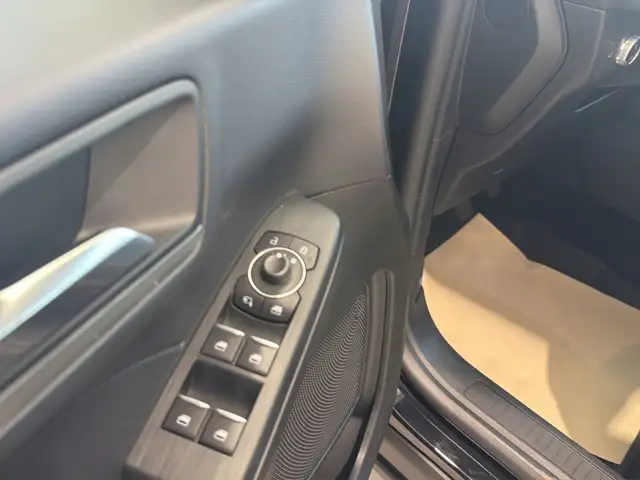 Ford Kuga view 8