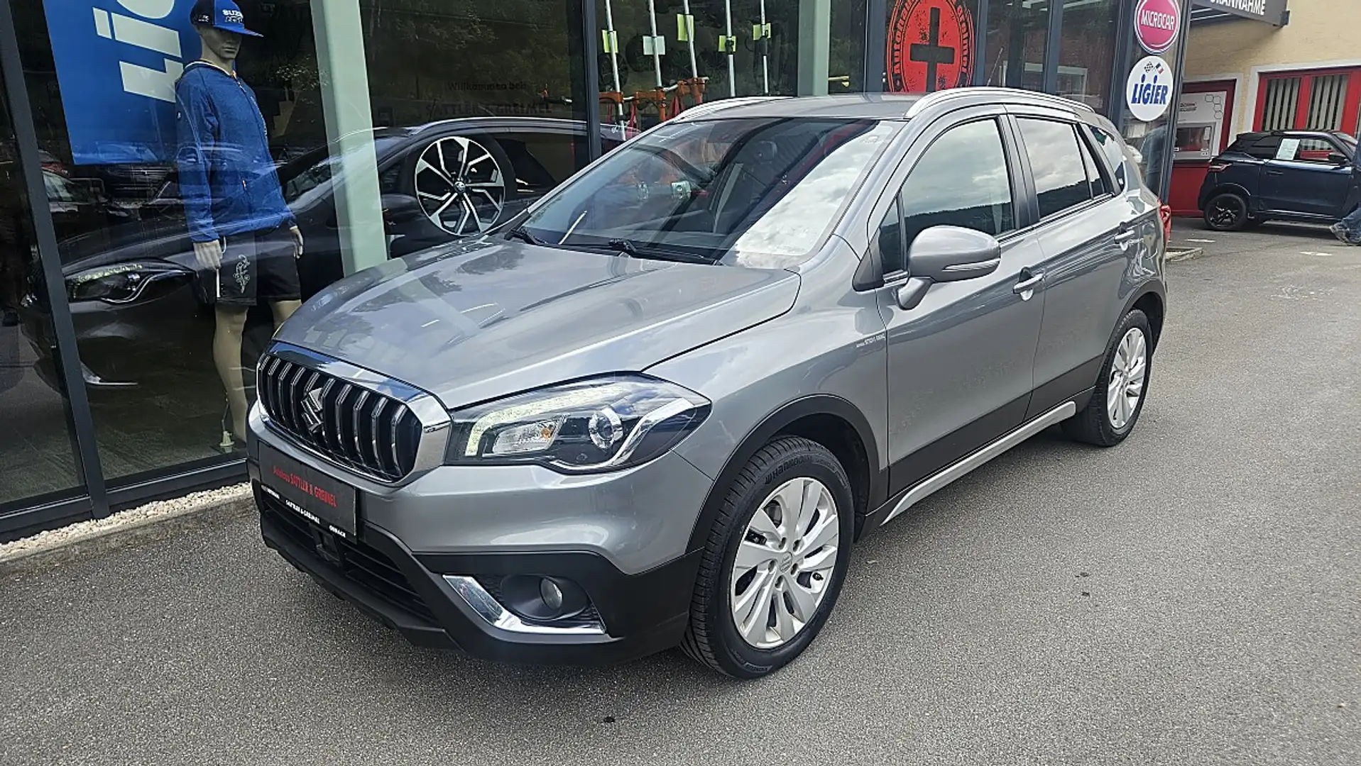 Suzuki SX4 S-Cross 1,4 GL+ DITC Hybrid ALLGRIP shine Aut. Grau - 2