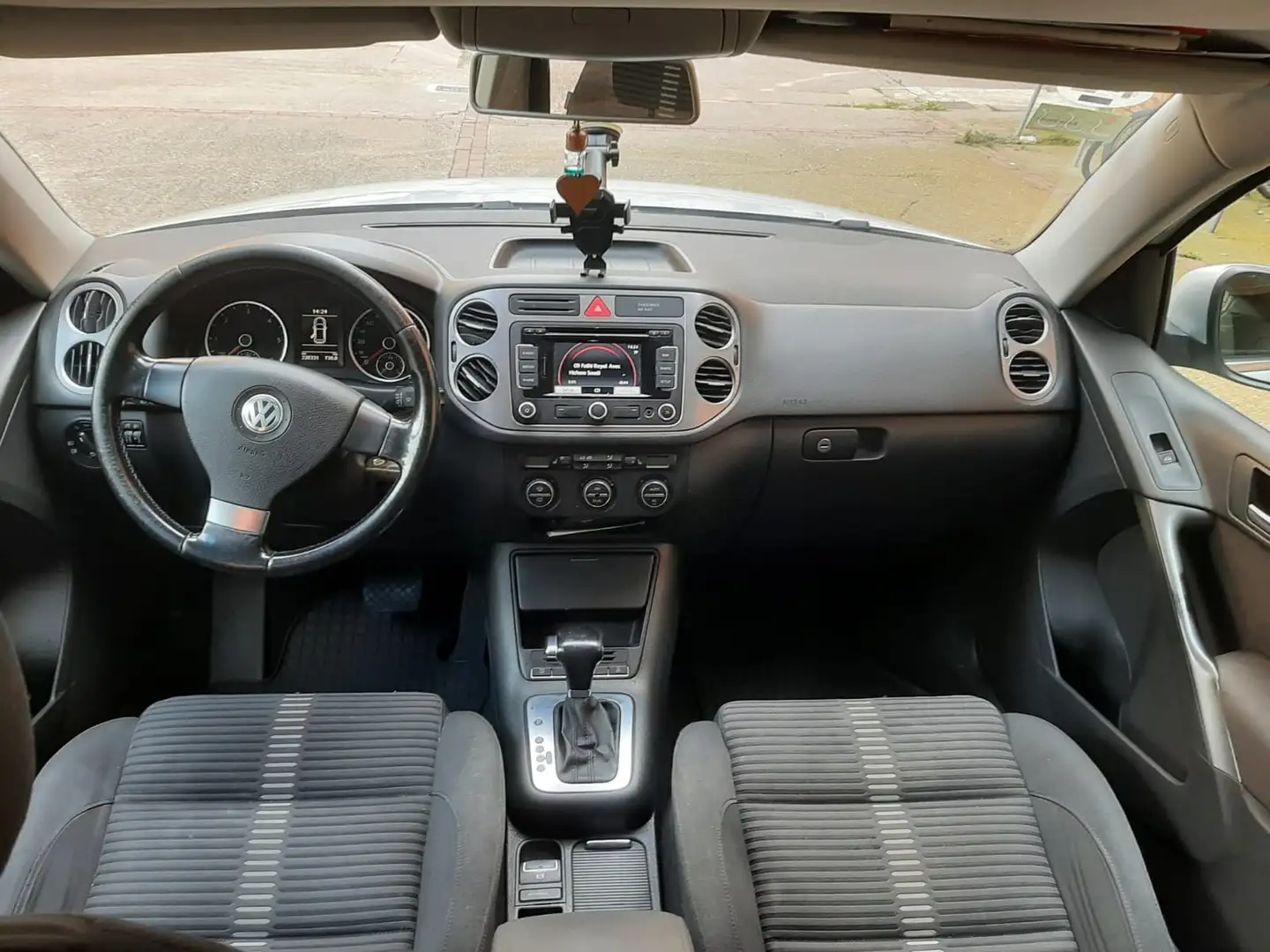 Volkswagen Tiguan 2.0 TDI 140 FAP Trendline Tiptronic A - 2
