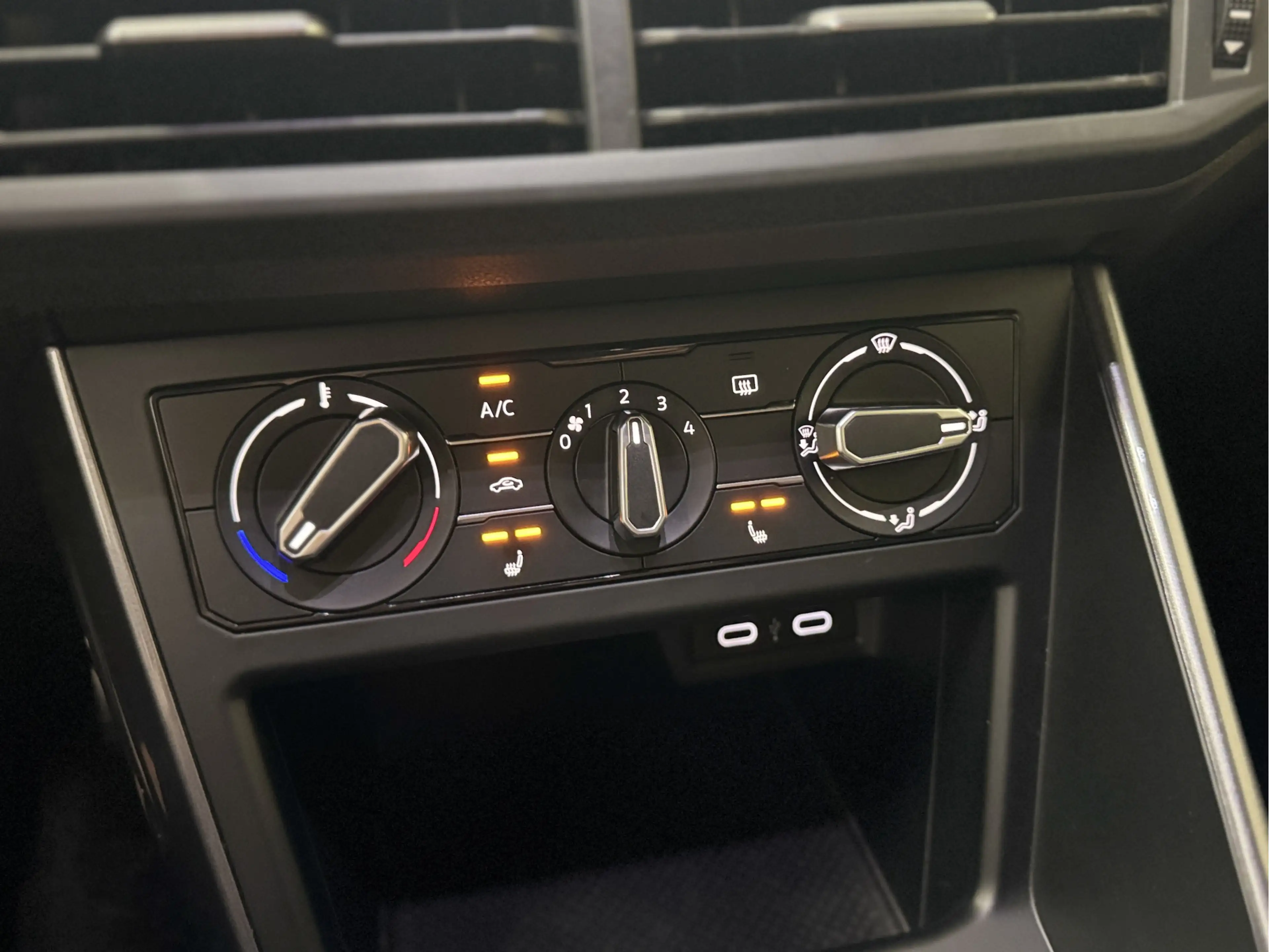 Volkswagen Polo GTI 2.0 TSI | Virtual | Stoelverw.| IQ-light | Winter — photo 6