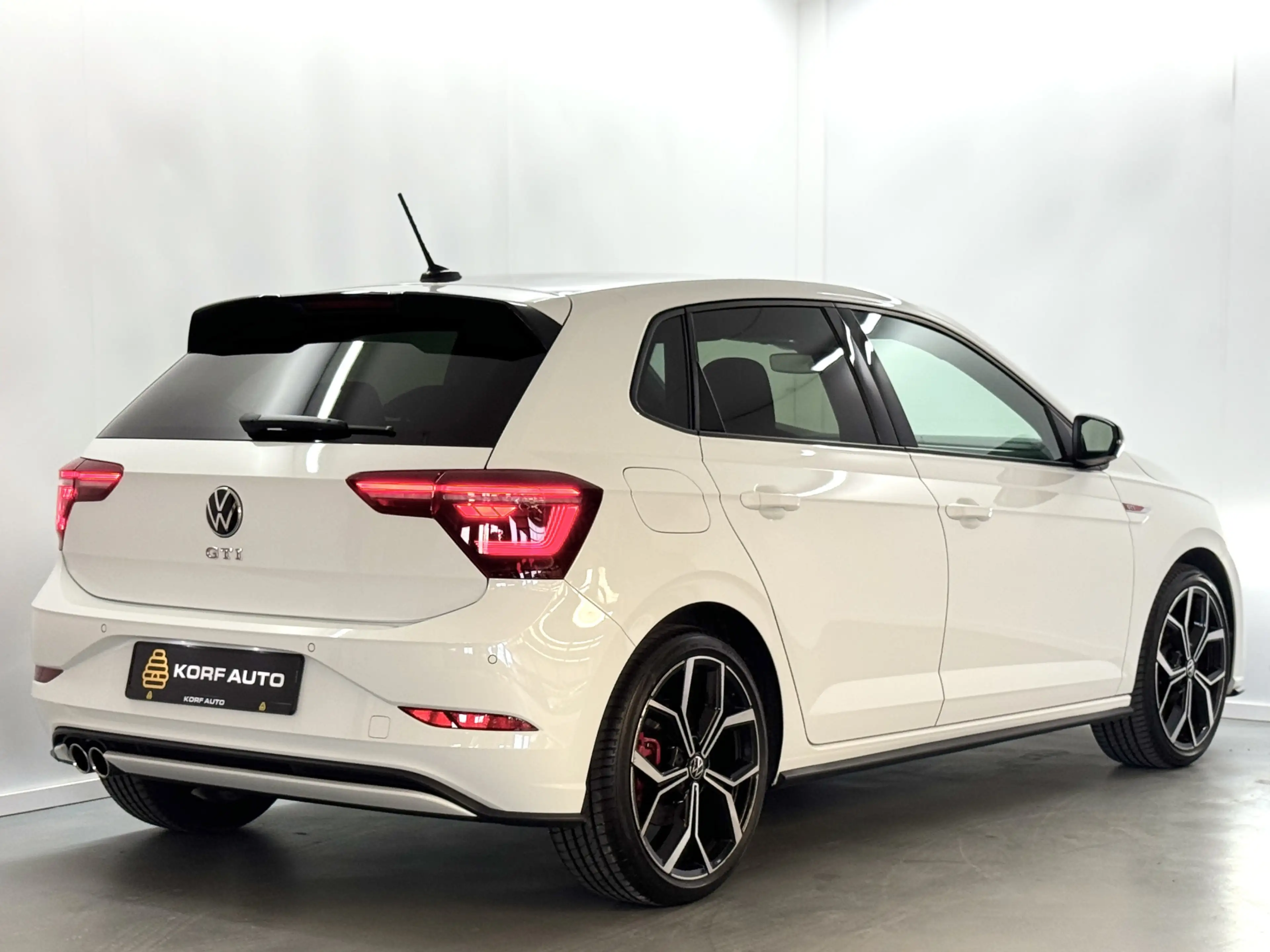 Volkswagen Polo GTI 2.0 TSI | Virtual | Stoelverw.| IQ-light | Winter — photo 2