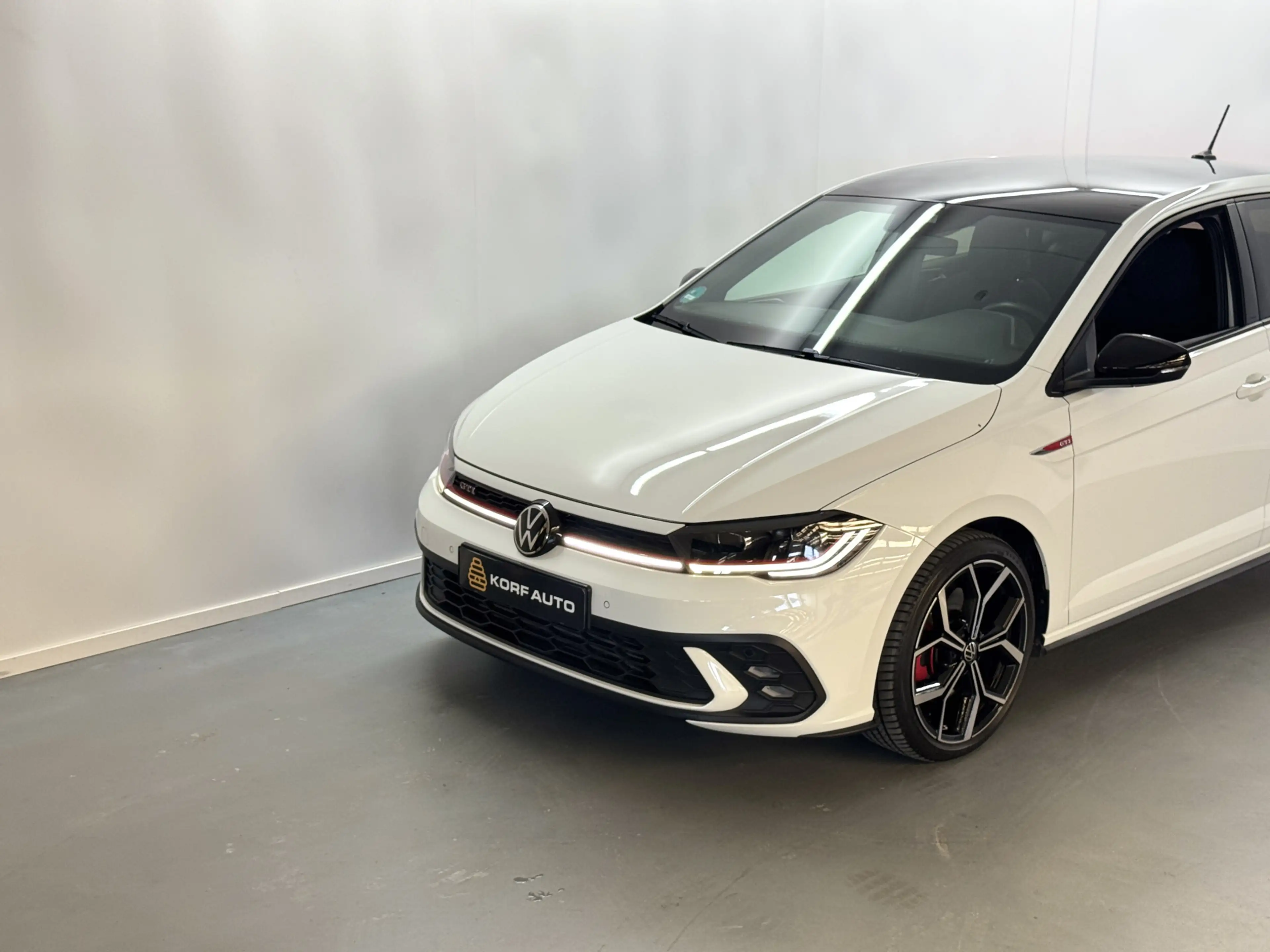 Volkswagen Polo GTI 2.0 TSI | Virtual | Stoelverw.| IQ-light | Winter — photo 12