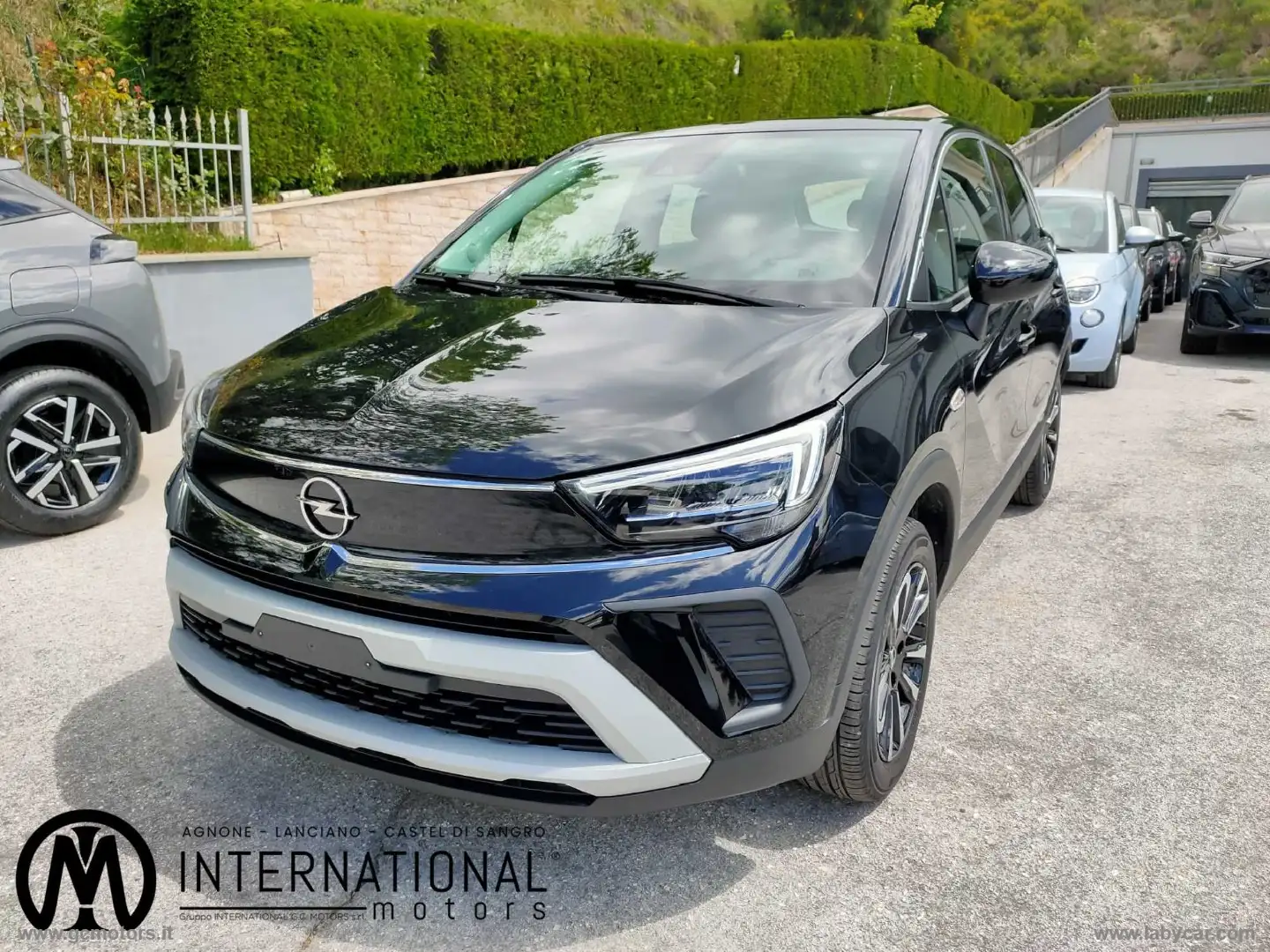 Opel Crossland X 1.2 T. 12V 130CV aut.S&S Eleg. Schwarz - 1