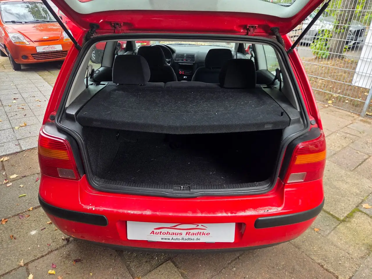 Volkswagen Golf 1.6 *Tüv 08/27*, foto 10