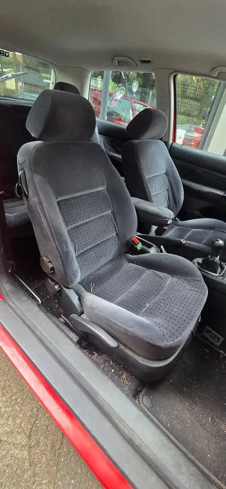 Volkswagen Golf 1.6 *Tüv 08/27*, foto 9