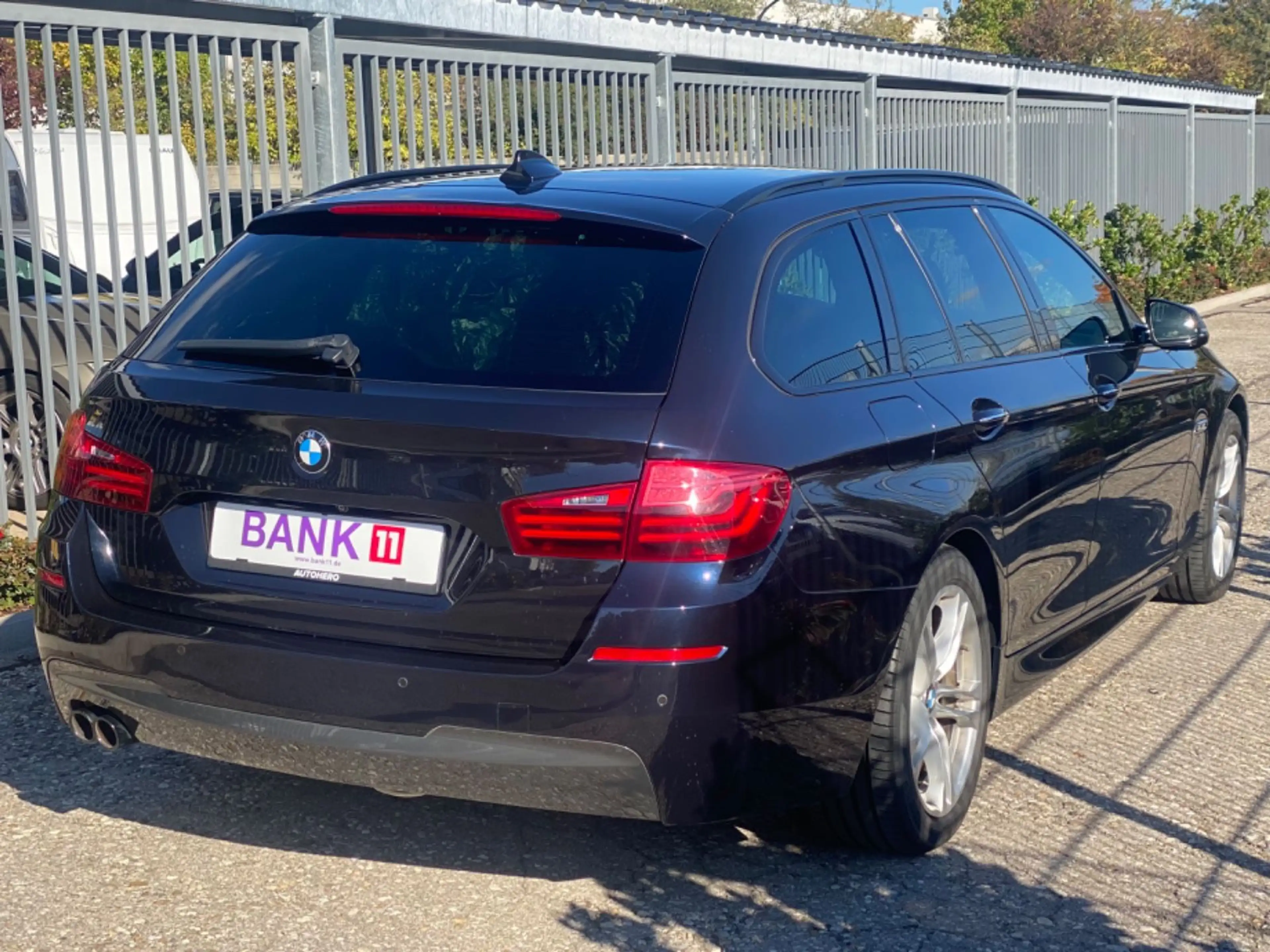 BMW 525 d Touring xDrive *M-Paket*Massage*fast Voll* — photo 6