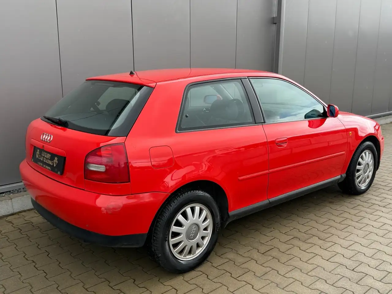 Audi A3 1,8 Zahnriemen Tüv 06/27 Klima 8 Fach 2 Hand, foto 2