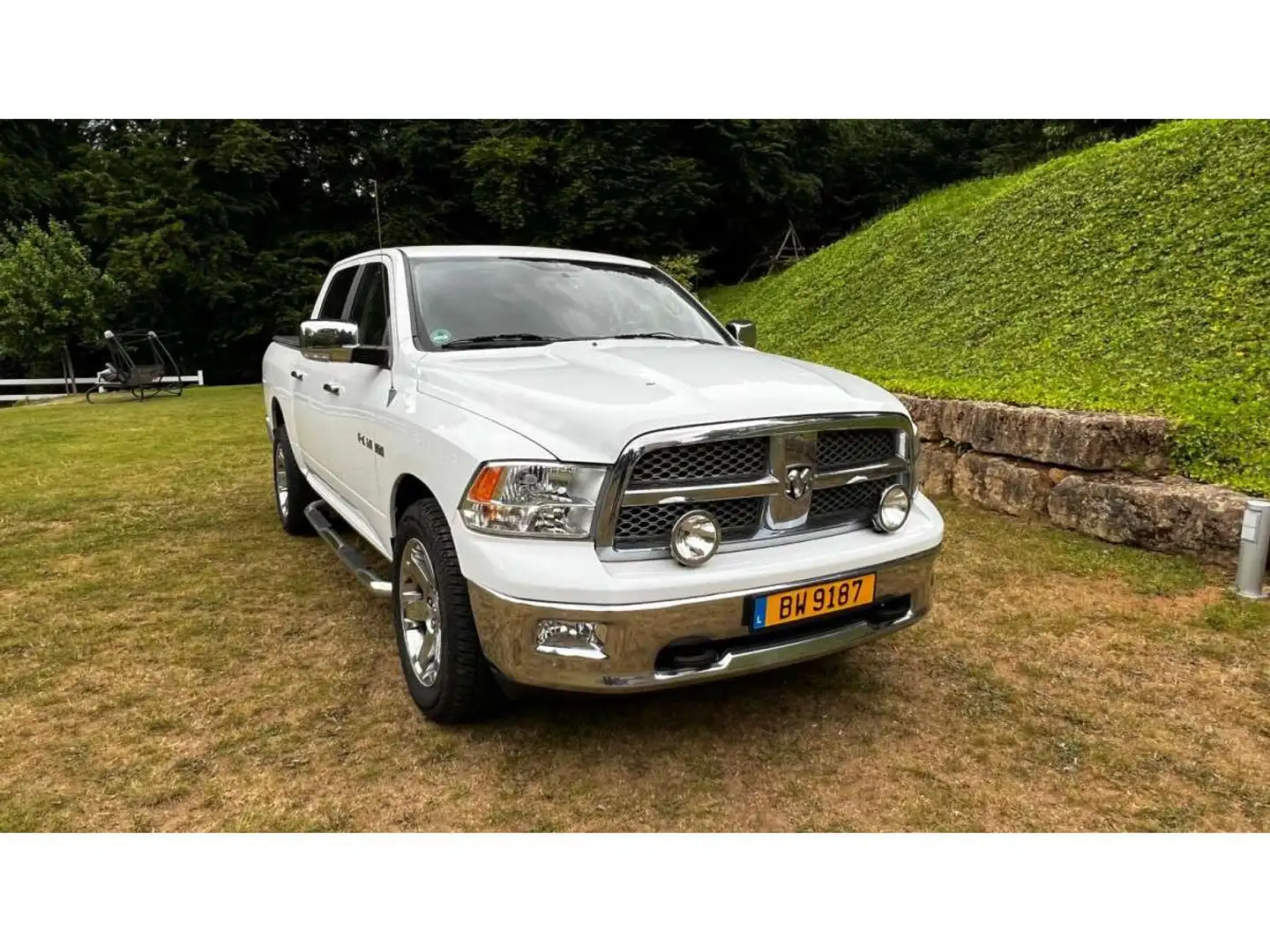 Dodge RAM 5.7 V8 Laramie 4x4 AHK -Navi - Alpine Fehér - 1