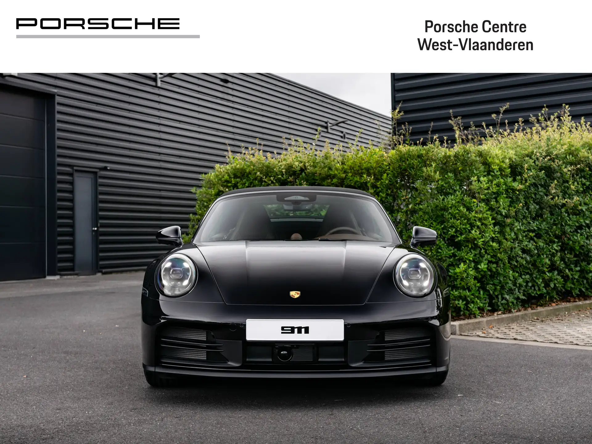 Porsche 911 911 Carrera Cabriolet 2026 검정 사진 3