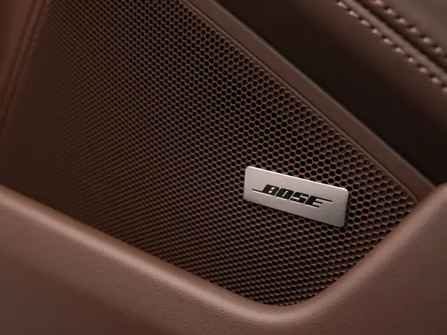 Porsche 911 view 24