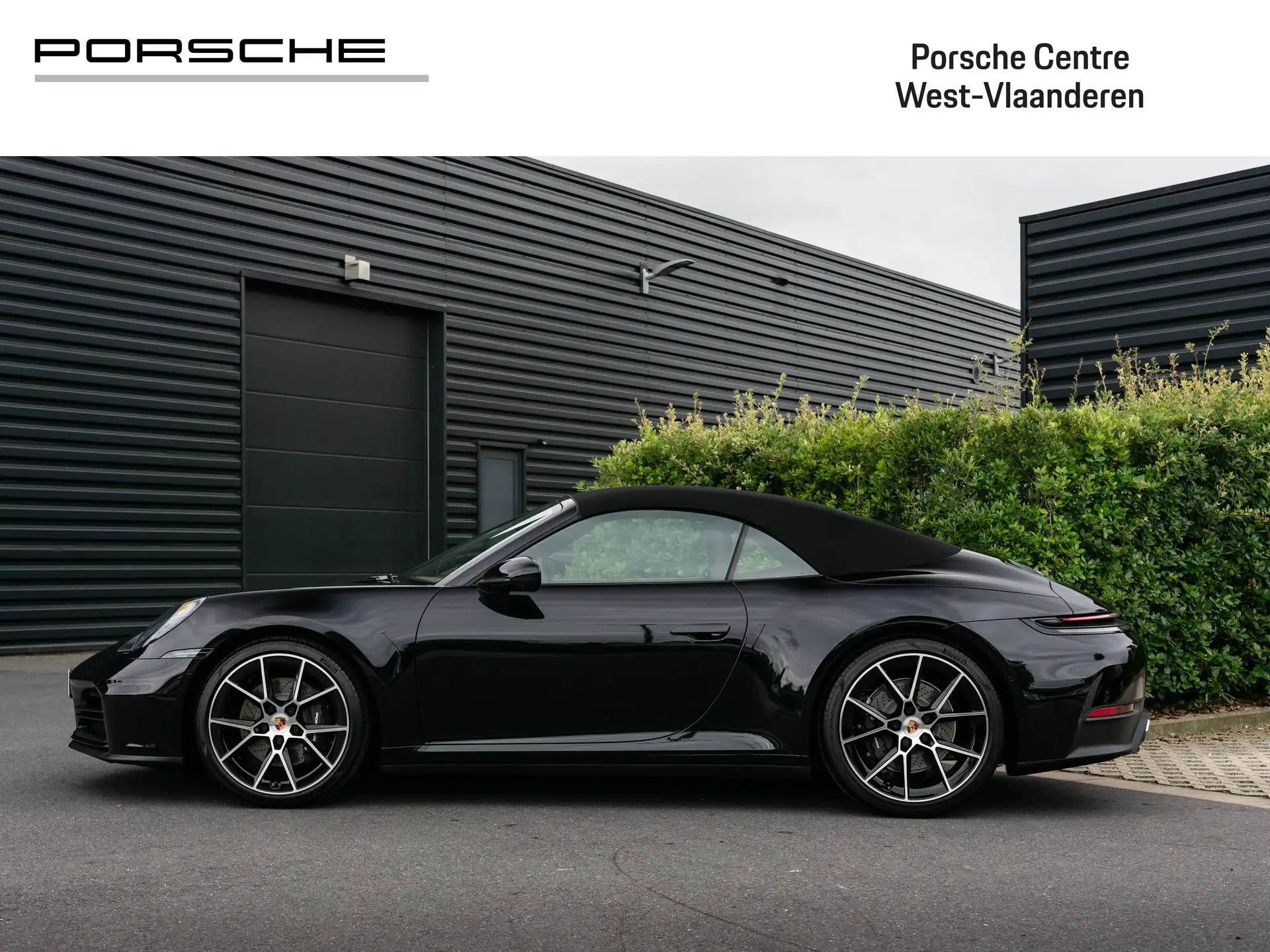 Porsche 911 911 Carrera Cabriolet 2026 검정 사진 5
