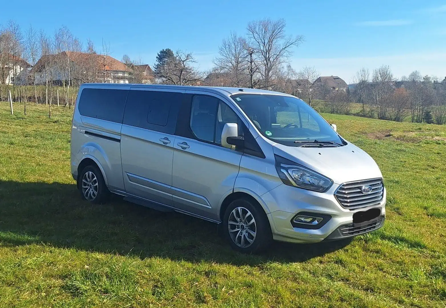Ford Tourneo Custom Tourneo Custom 320 L2H1 VA Titanium Silber - 1