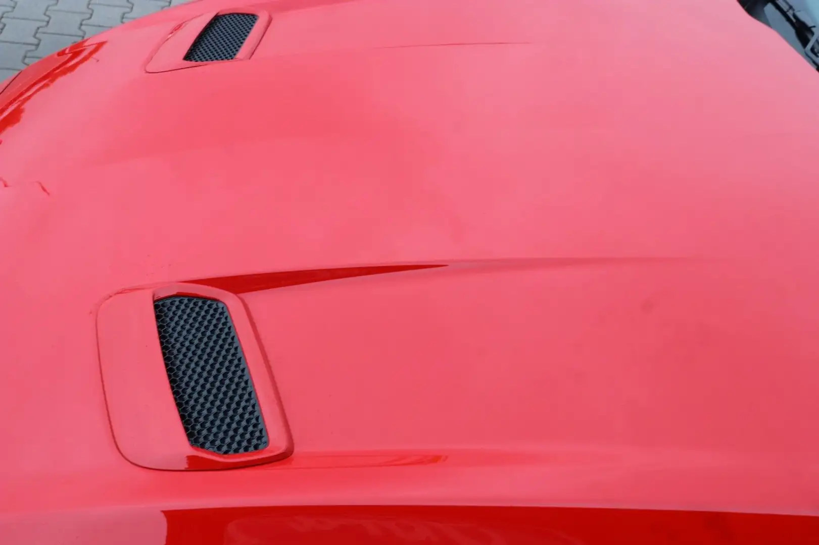 Ford Mustang GT  Premium-Paket IV 4,99% Finanzierung Rot - 2