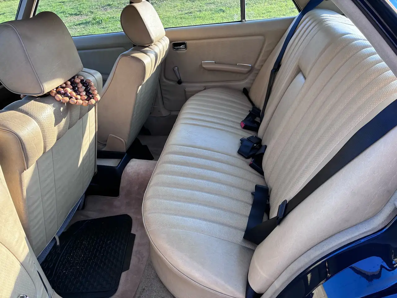Mercedes-Benz 190 200D Daimler W123, foto 8