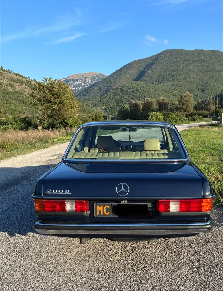 Mercedes-Benz 190 200D Daimler W123, foto 4