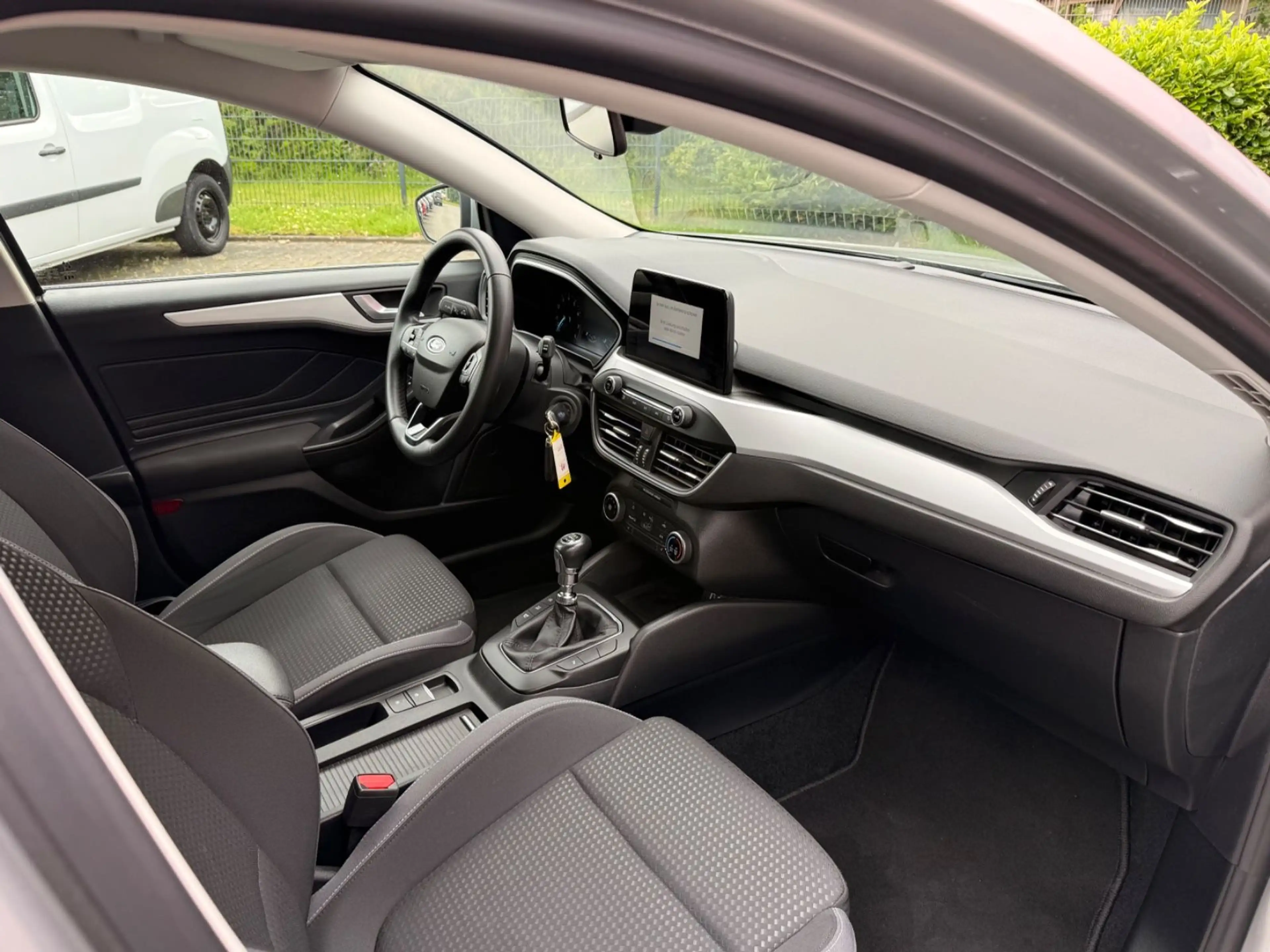Ford Focus Turnier Cool & Connect Camera,Navi, — photo 12