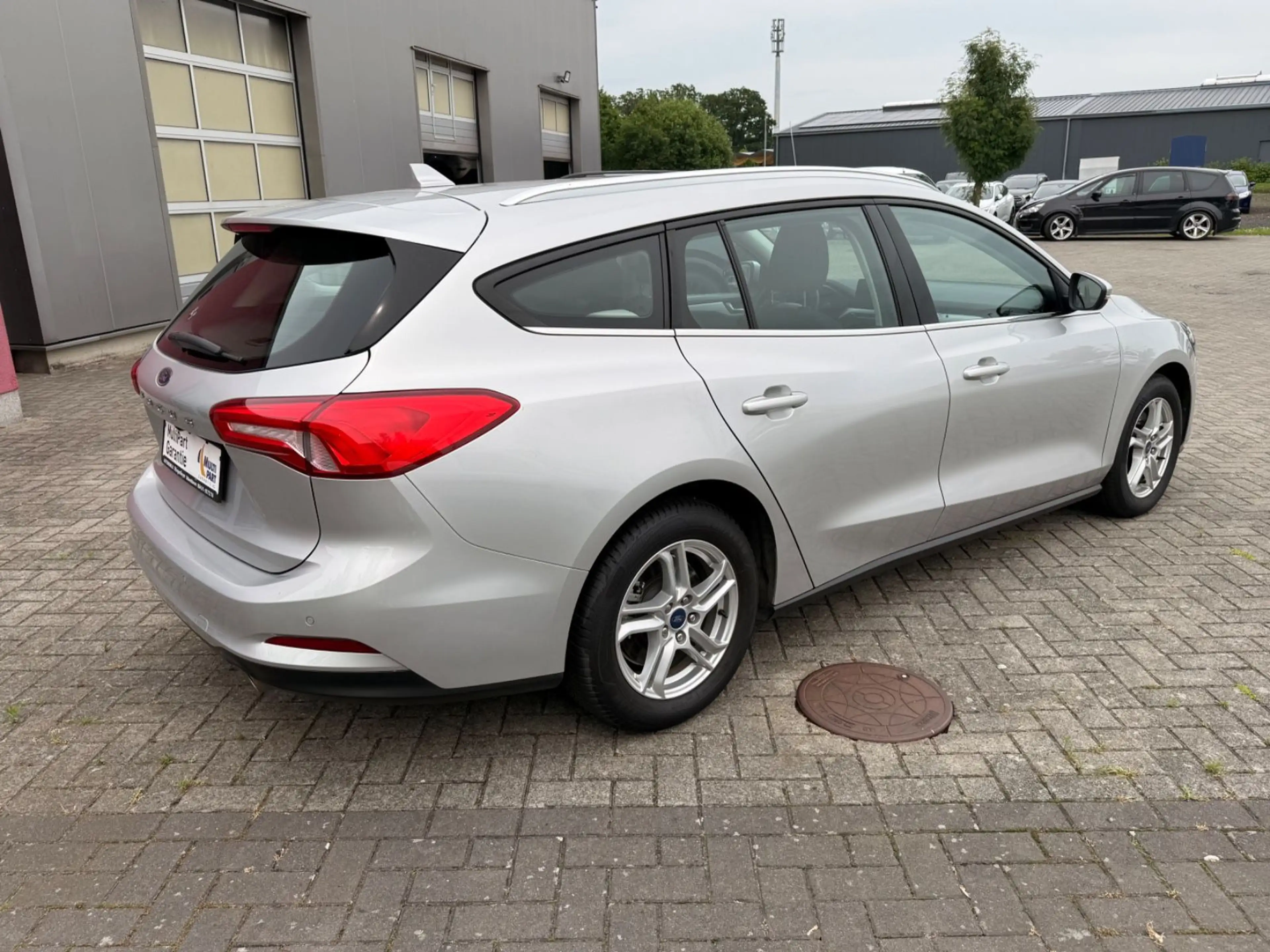 Ford Focus Turnier Cool & Connect Camera,Navi, — photo 6