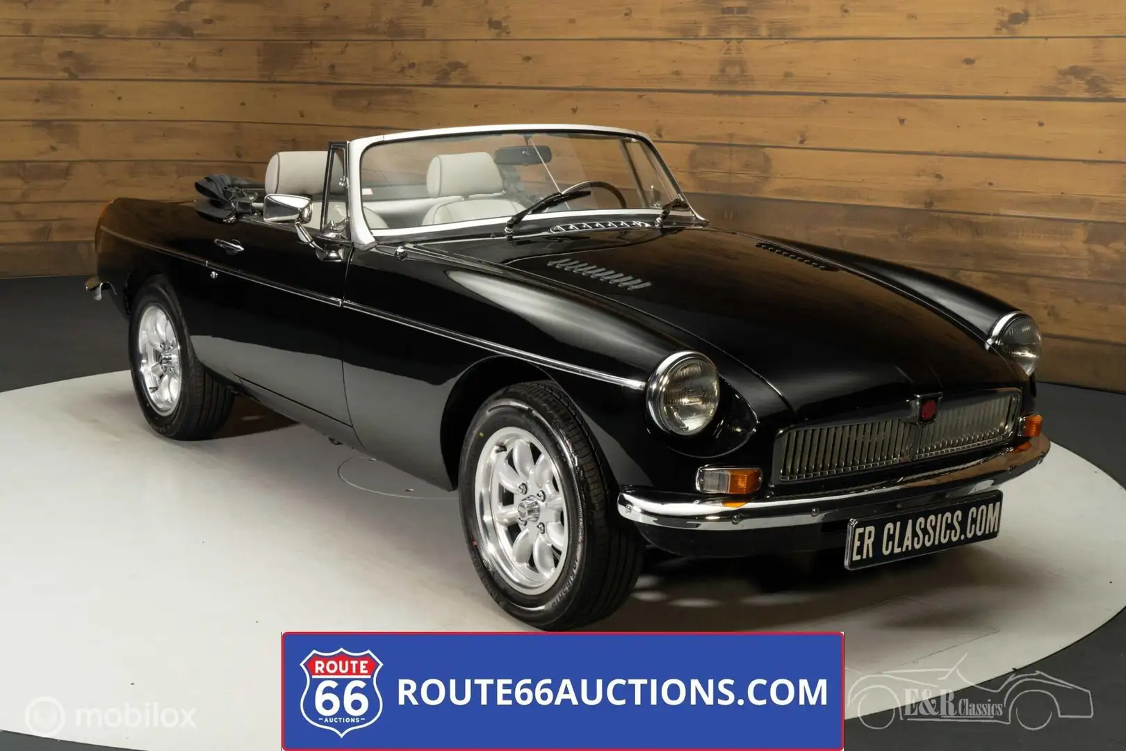 MG MGB V8 Cabriolet 1940 | Route 66 Auctions Zwart - 1
