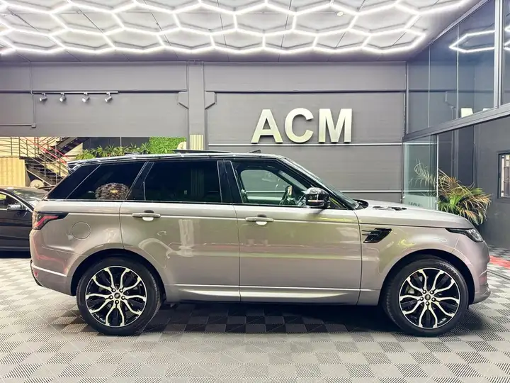 Land Rover Range Rover 2021, foto 3
